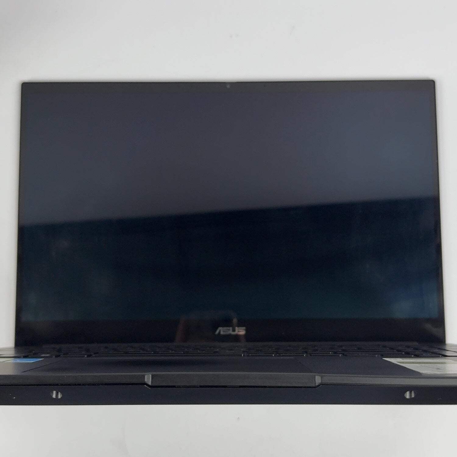 Asus Creator Laptop Q OLED 15.3″ i9-13900H 16GB RAM 1TB SSD GeForce RTX 3050
