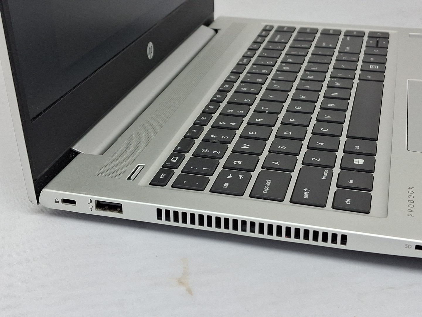 HP ProBook 440 G7 – i5-10210U – 256GB, 8GB – Windows 11, 14″ – Adapter included
