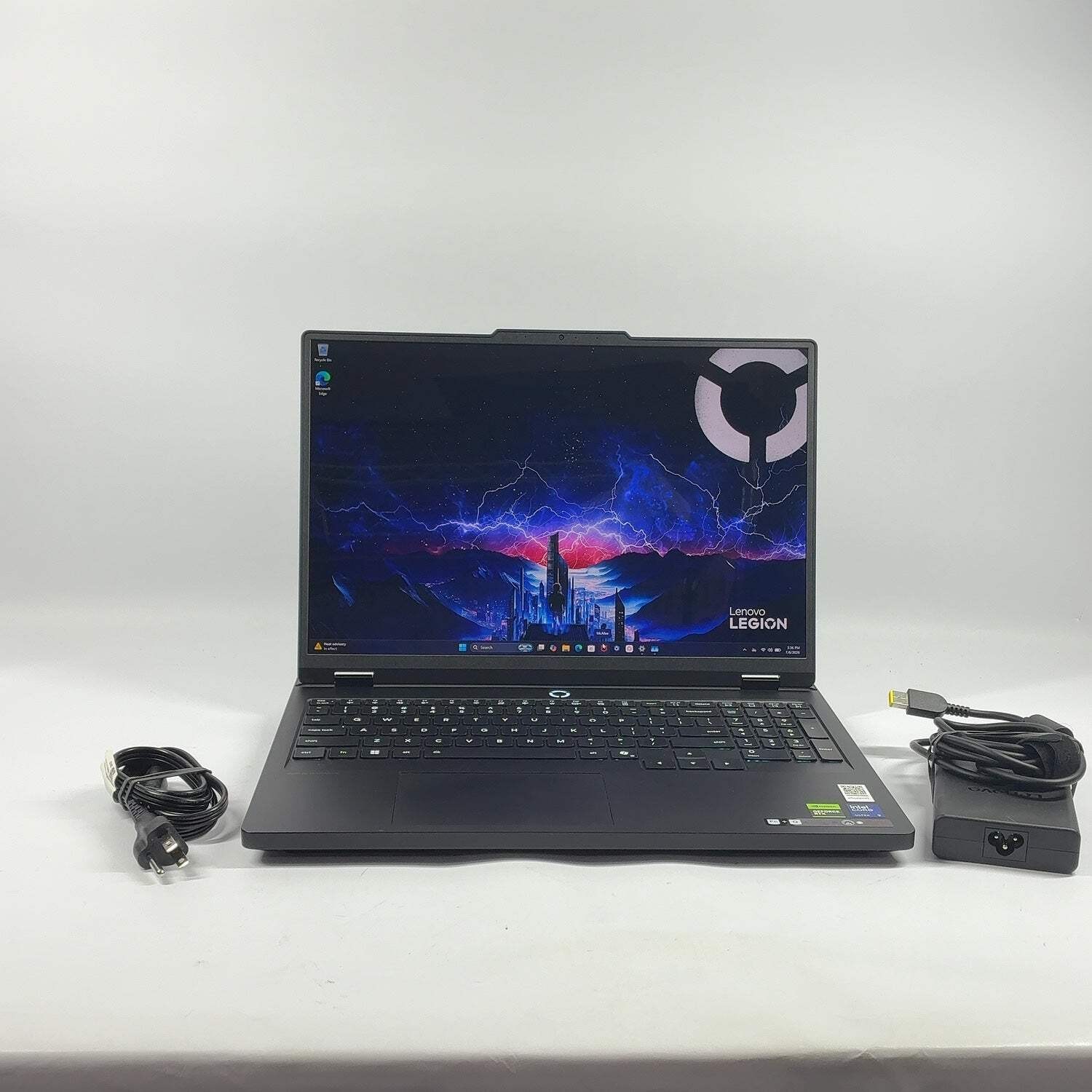 Lenovo Legion Pro 5 Core Ultra 9 275HX 2.7GHz 32GB RAM 2TB SSD GeForce RTX 5070