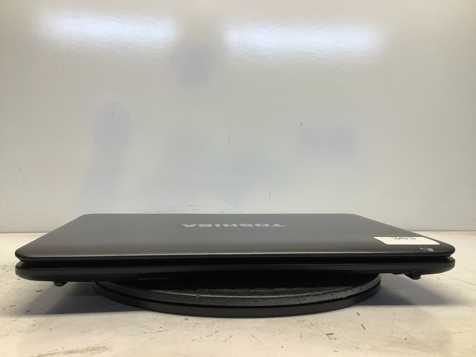 Toshiba Satellite C655D-S5084 AMD Athlon II P340 2.2GHz 1 GB NO HDD