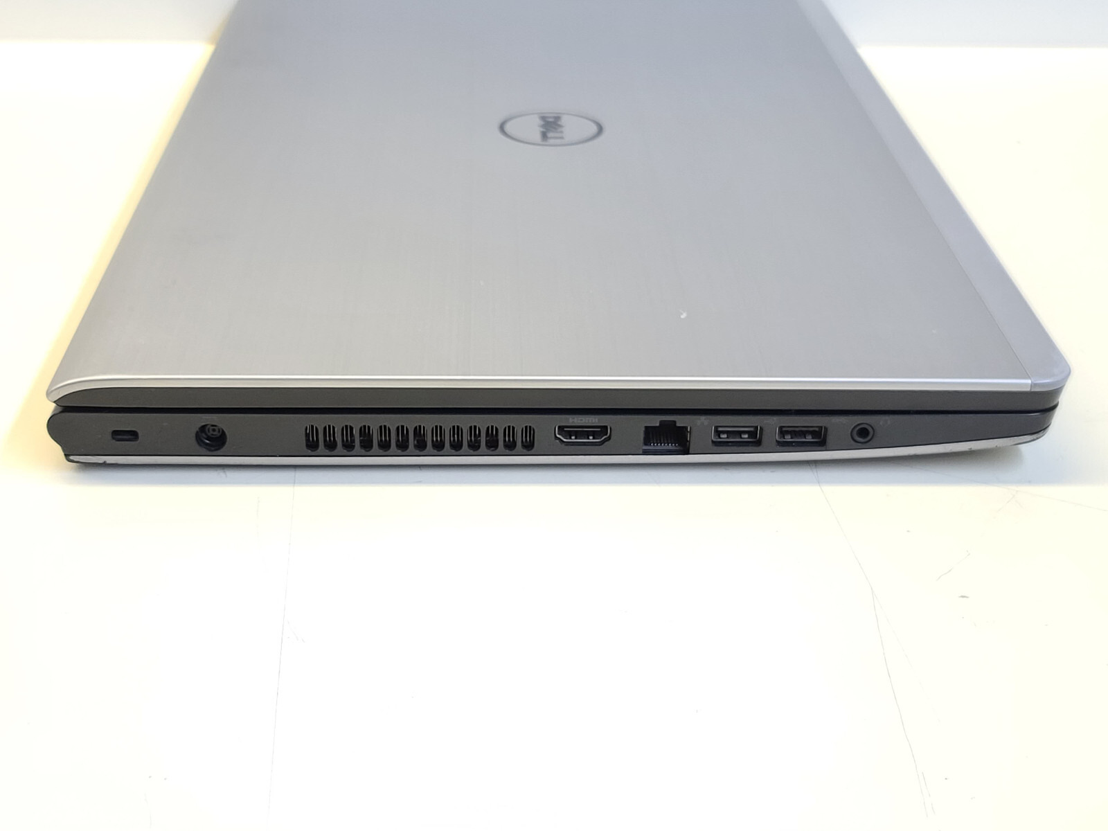 Dell Inspiron 17 5748 17.3″ i7-4510U NO RAM/HDD/AC ADAPTER PARTS/REPAIR