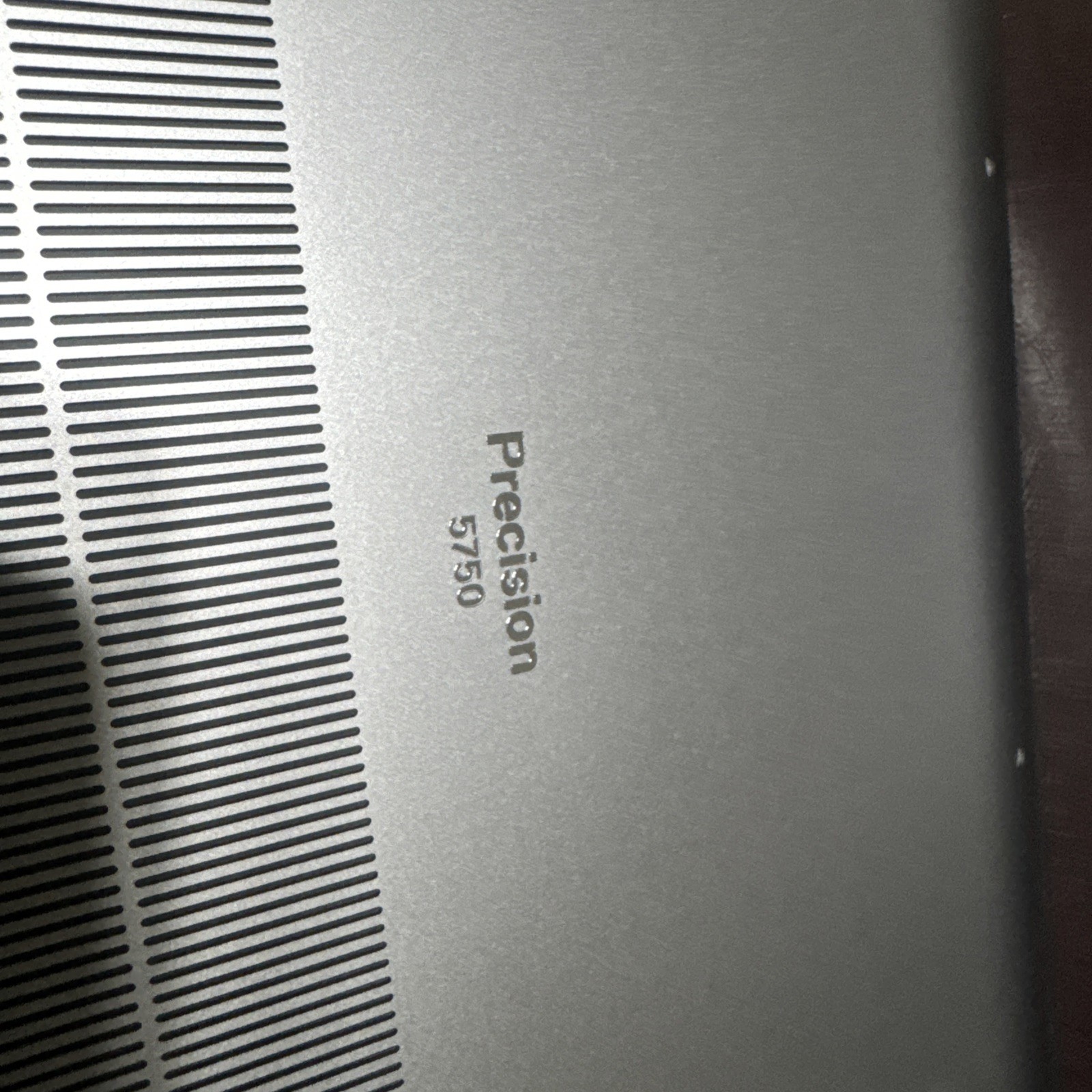 Dell Precision 5750 17” i7-10750H 2.6Ghz 500GB 32GB RTX 3000 Win 11