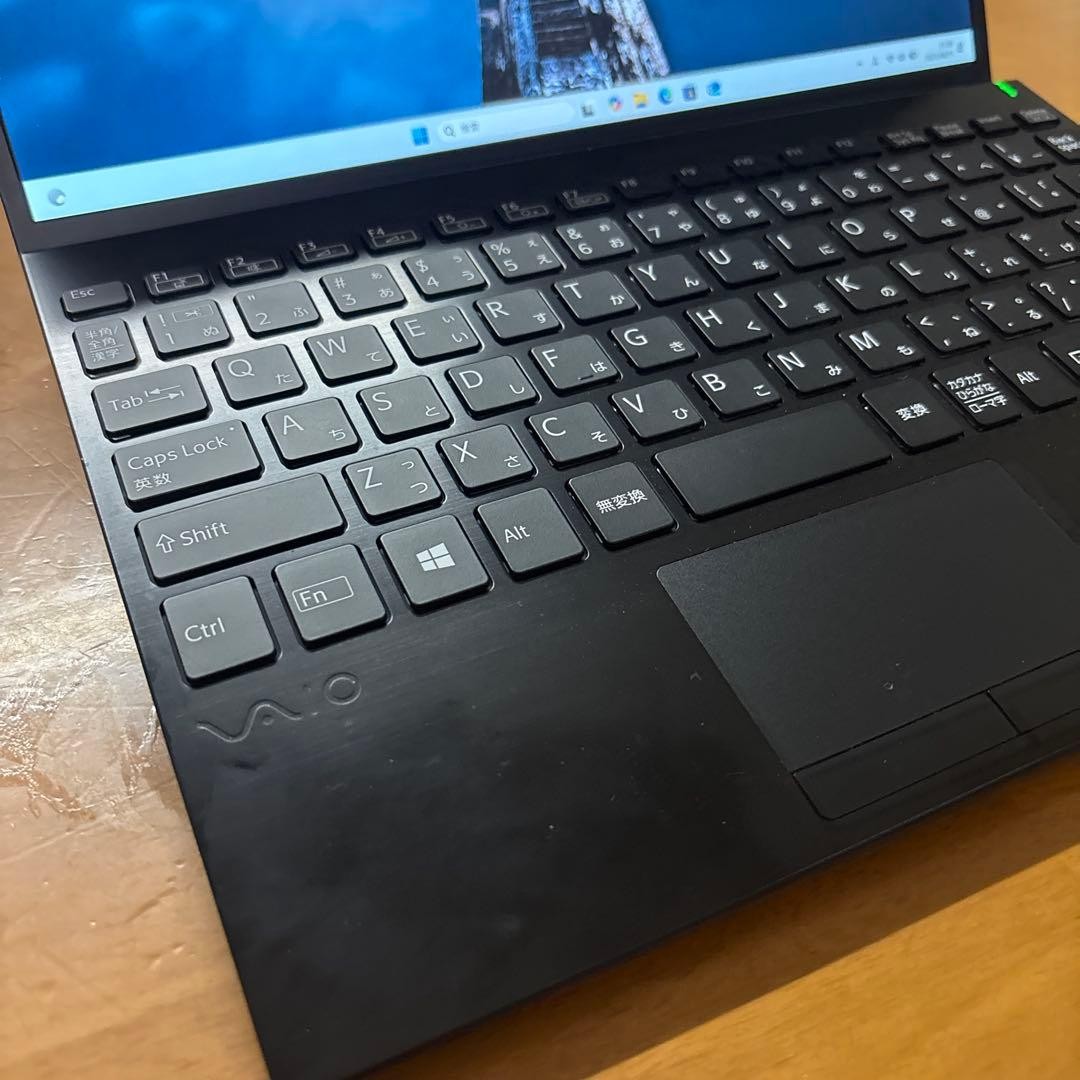 SONY Vaio VJPJ11C12N Core i5 10th 13.3″ full HD AC100-240V Laptop 12.5in Black