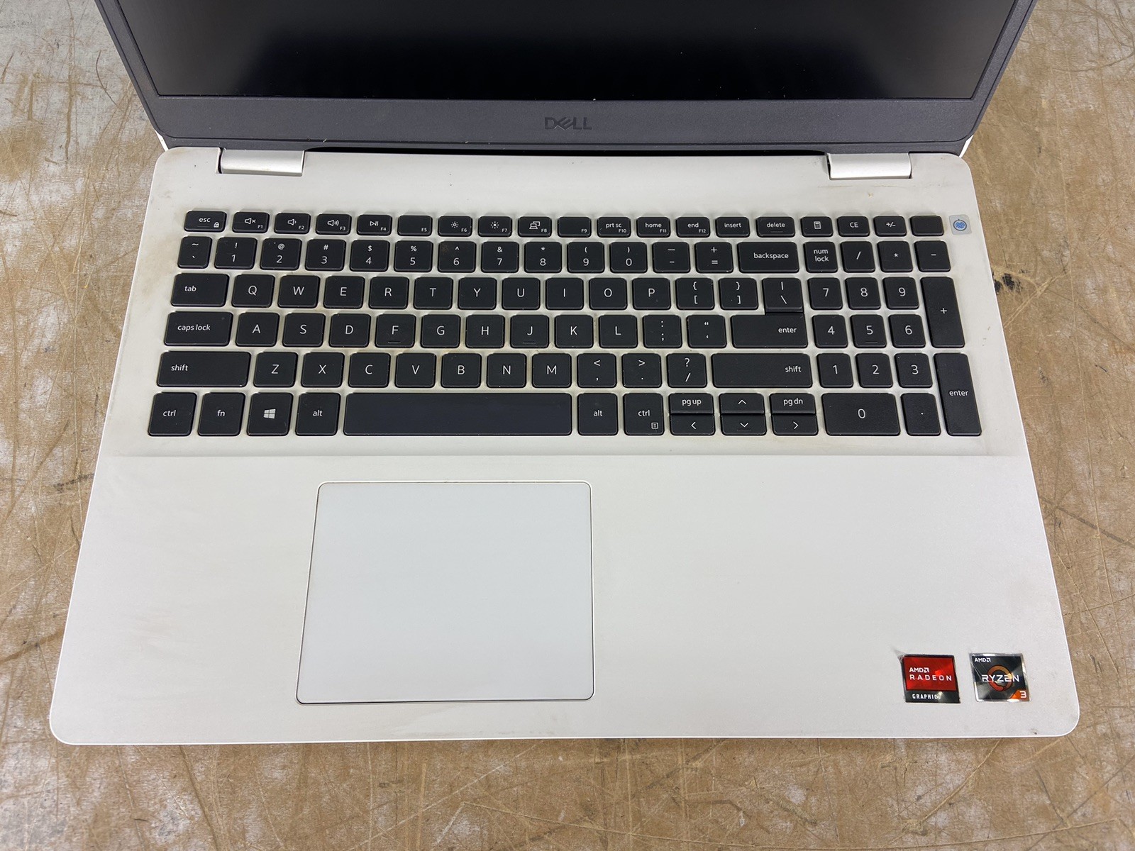DELL INSPIRON 3505 RYZEN 3 3250U @ 2.60GHz, 16GB RAM, NO HDD/OS – (FOR PARTS)