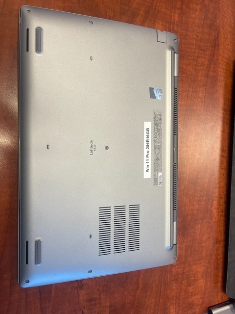 Dell Latitude 5530 15.6” (256GB SSD Intel Core i5-1245U 1.6GHz 16GB RAM) Laptop