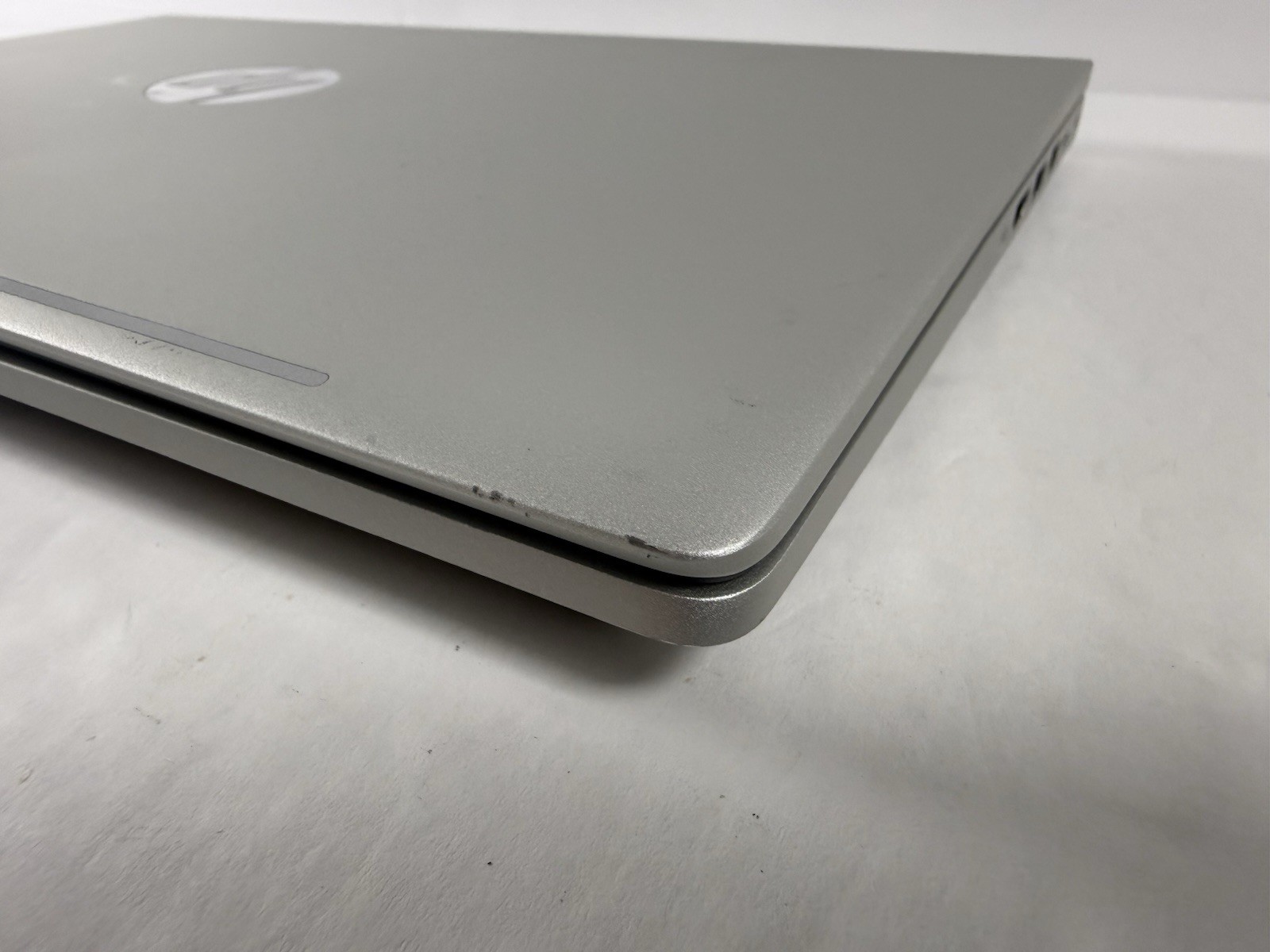 HP ProBook 445 G9 14″ Ryzen 5 5625U 2.3GHz 4GB RAM | NO SSD/OS Read*