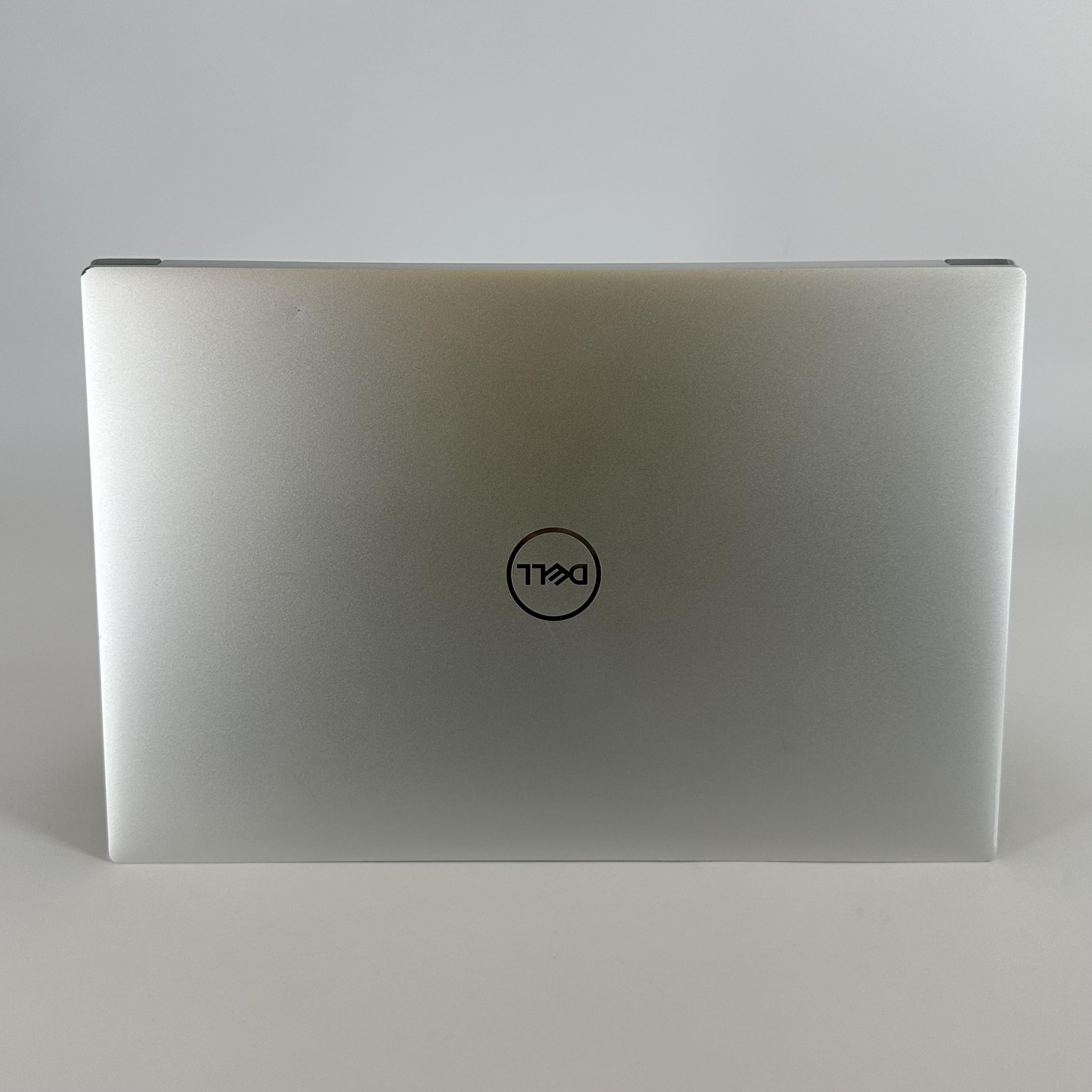 Dell XPS 15 9520 FHD+ 2.3 GHz i7-12700H 16GB 512GB SSD NVIDIA RTX 3050 Very Good