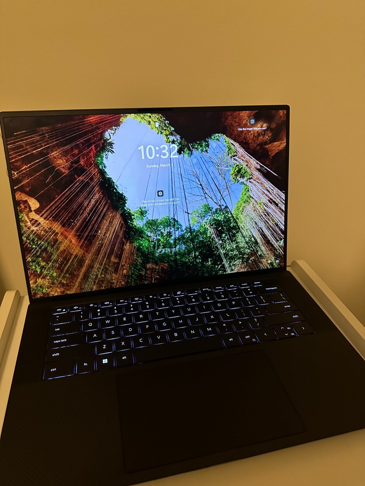dell xps 15 9530 with insurance, slightly used