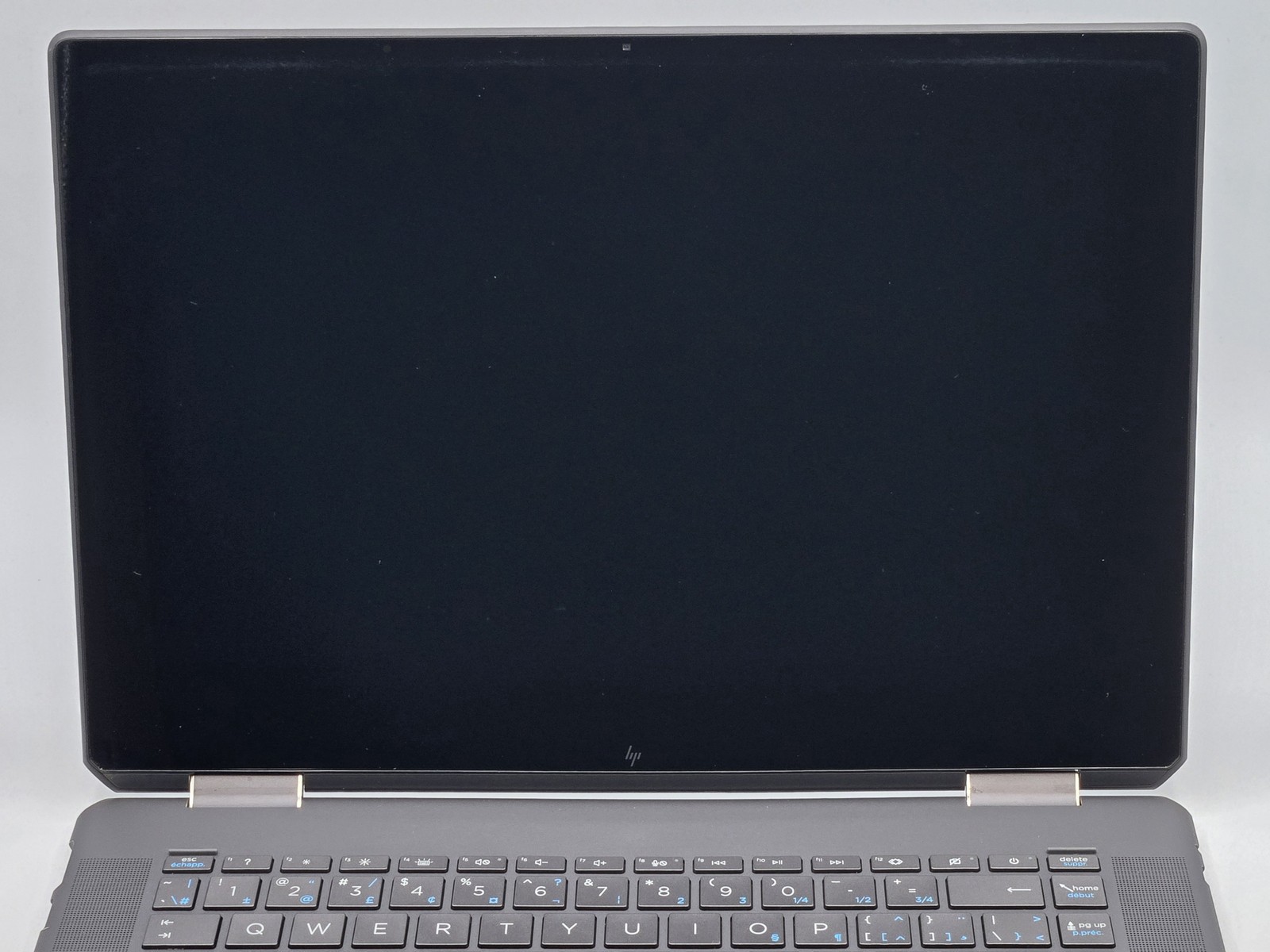 HP Spectre x360 2-in-1 16″ Touch I7-1260P 2TB 16GB W11 Webcam Backlit FP Reader