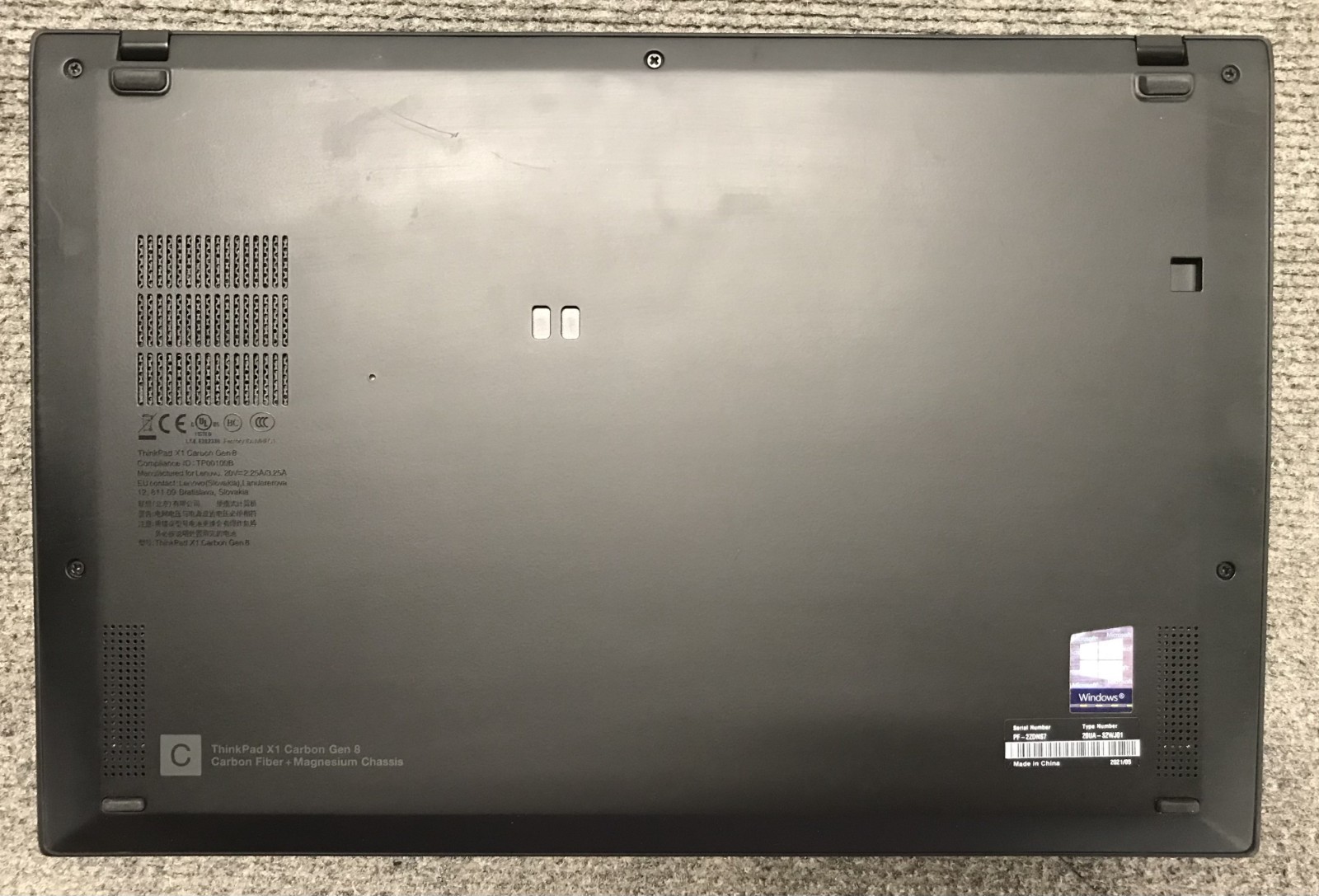 Lenovo ThinkPad X1 Carbon Gen 8 14″ Laptop i7-10510U 16GB RAM 256GB NVMe