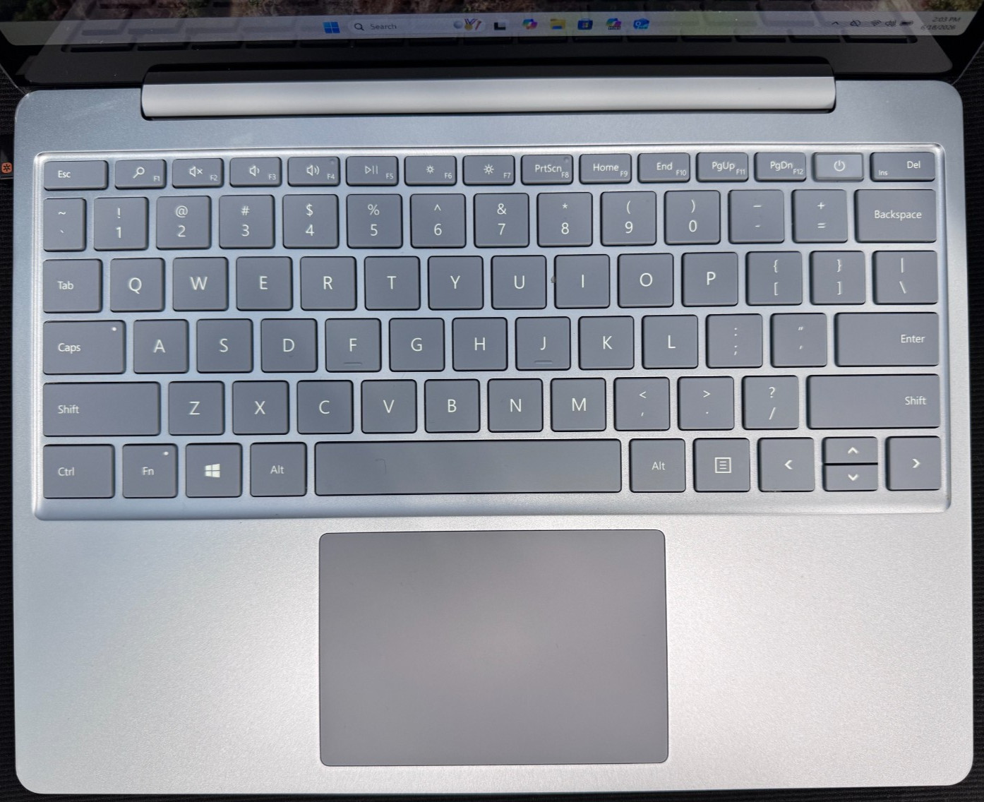 Microsoft Surface Laptop Go 12.4″ Intel Core i5 1.0Ghz 8GB RAM 128GB SSD Blue
