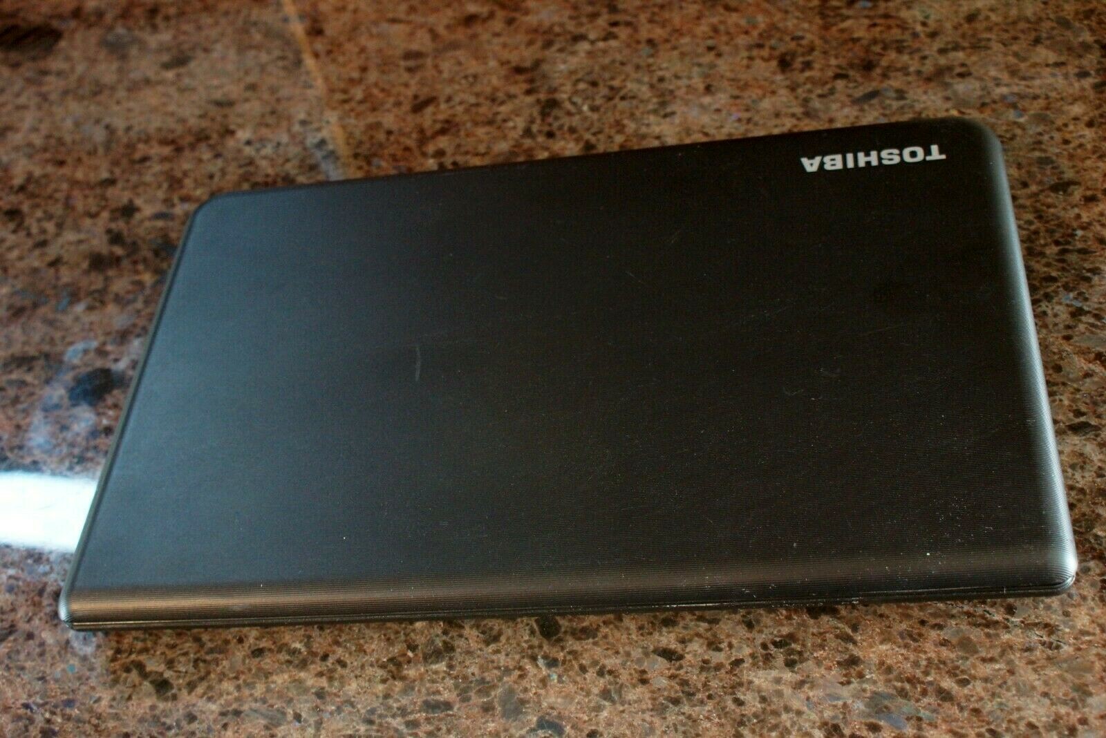 Toshiba C55,Kingston 4GB RAM Kingston 120GB SSD Updated Windows 10PRO To 20H2
