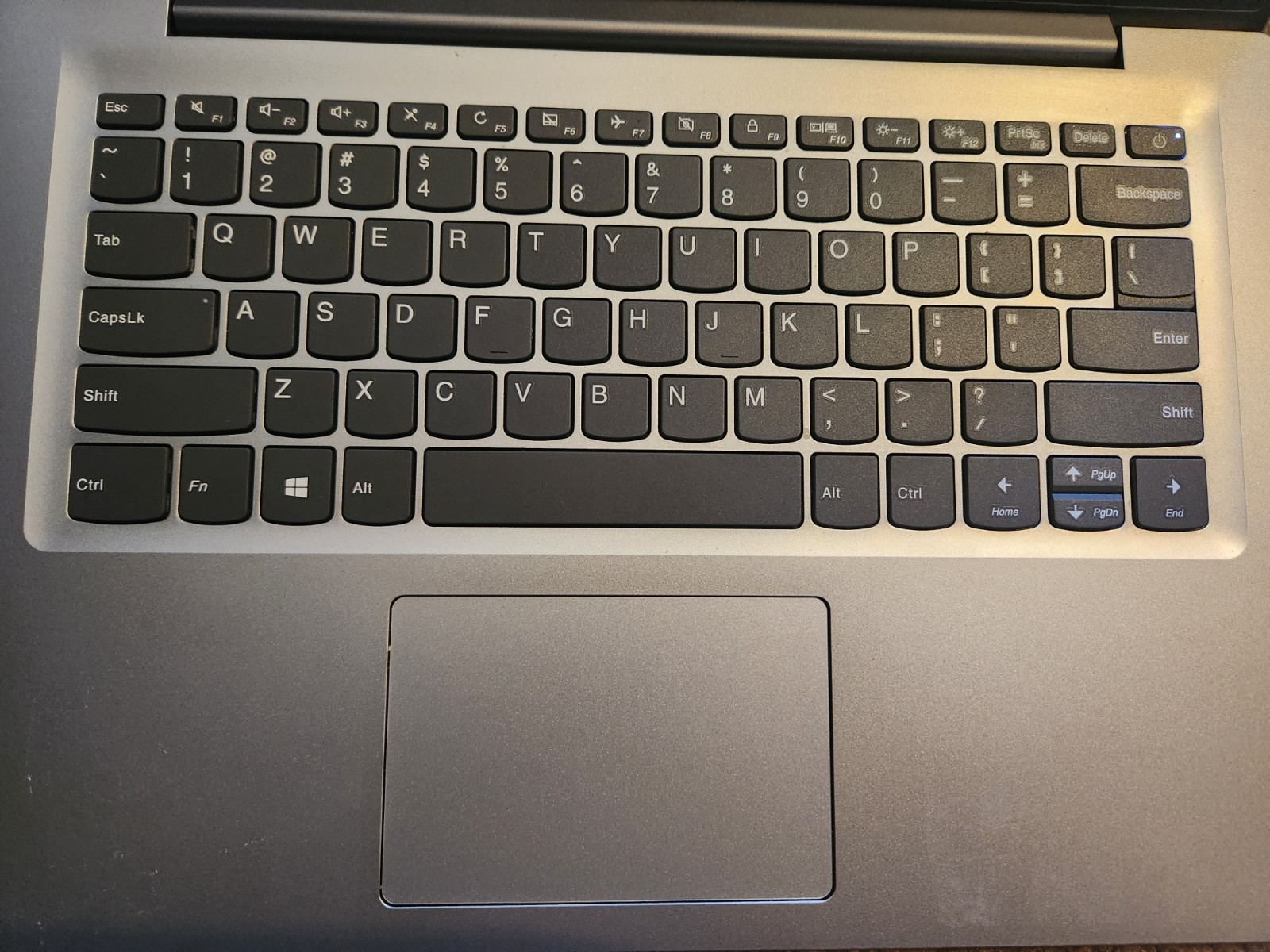 Lenovo IdeaPad 81KU000FUS 14″ Intel Celeron N4000 4GB DDR4 64GB eMMC & CHARGER