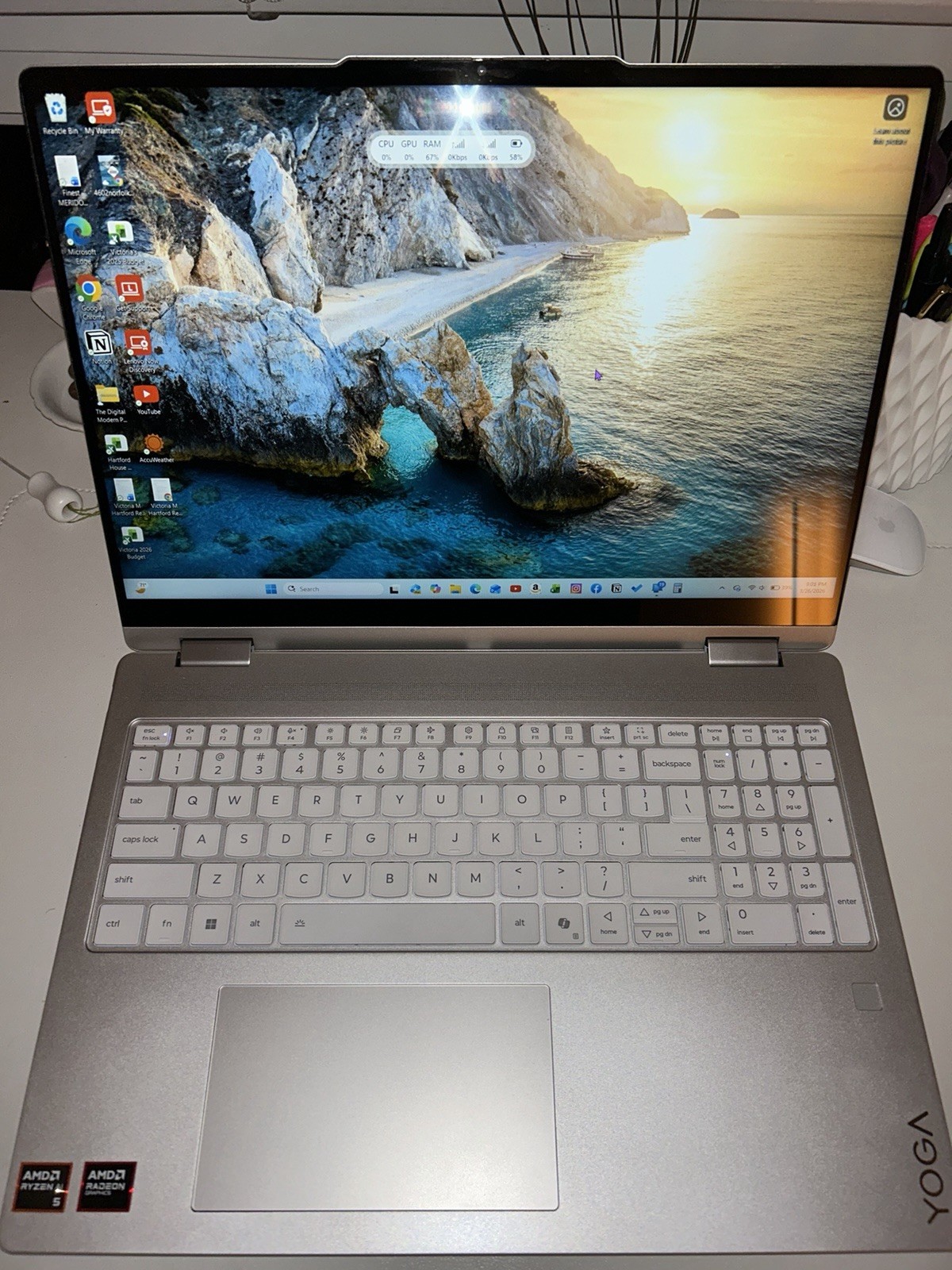 Lenovo Yoga 7 2-in-1 16″ 2K Touch AMD Ryzen AI 5 340 16GB RAM 512GB SSD Seashell