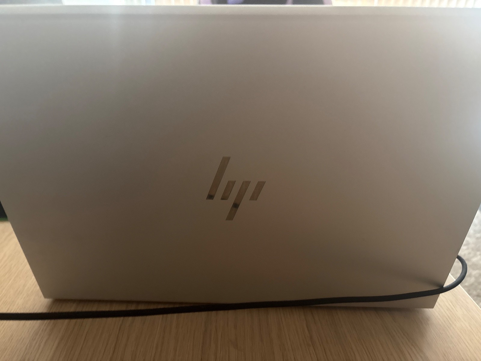 Hp elitebook 860 g9 Intel i7-1265U 10 cores 16gb ddr5 ram 239gb ssd drive