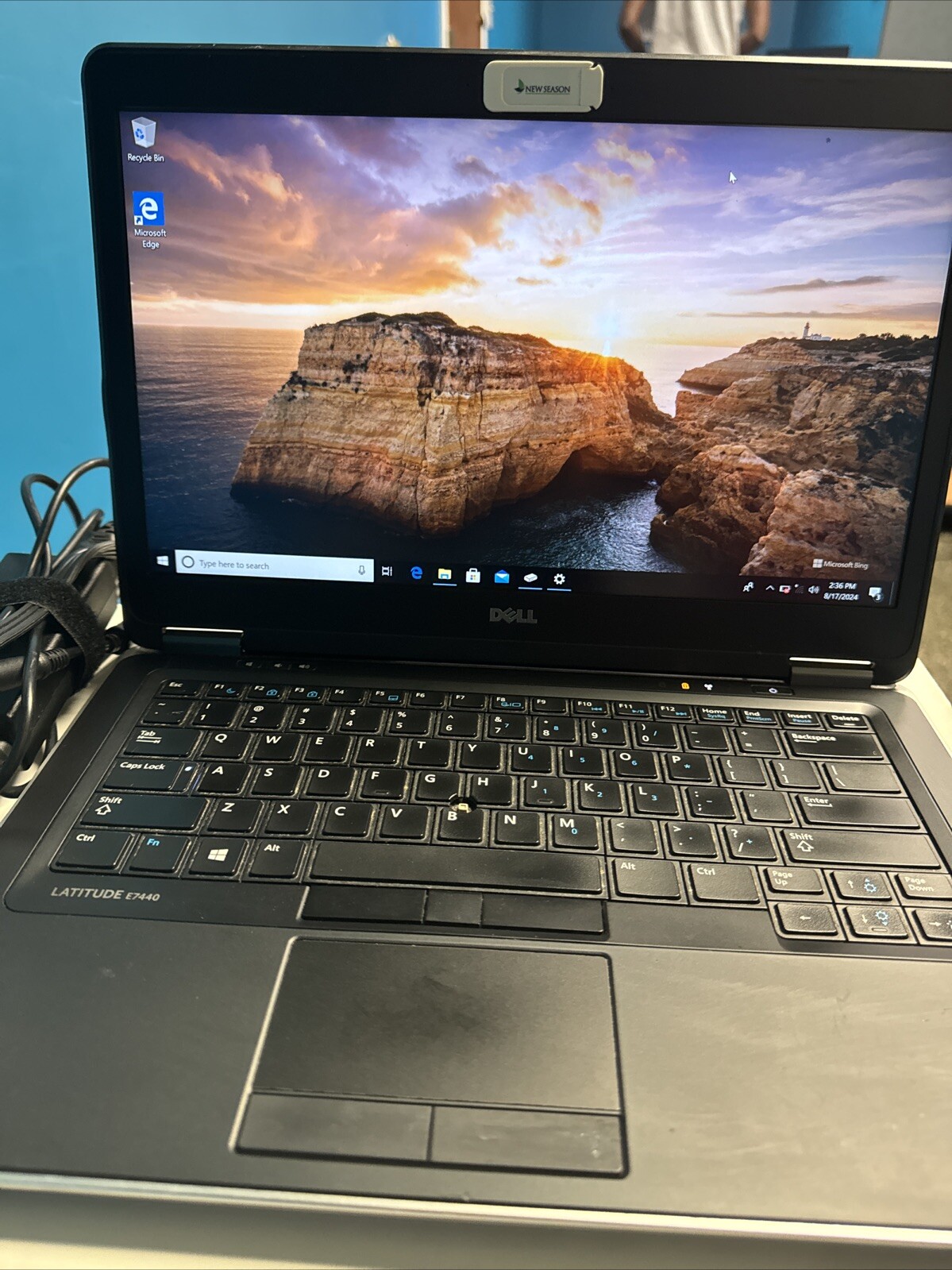 Dell Latitude E7440 14″ Intel Core i5-4310U 2.00 GHz 8 GB 237 GB SSD W10P