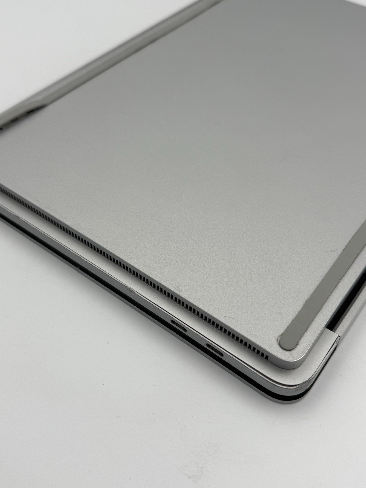 Microsoft Surface Laptop Studio 14.4” – i5 11th Gen | 16GB RAM | 256GB SSD – 22C
