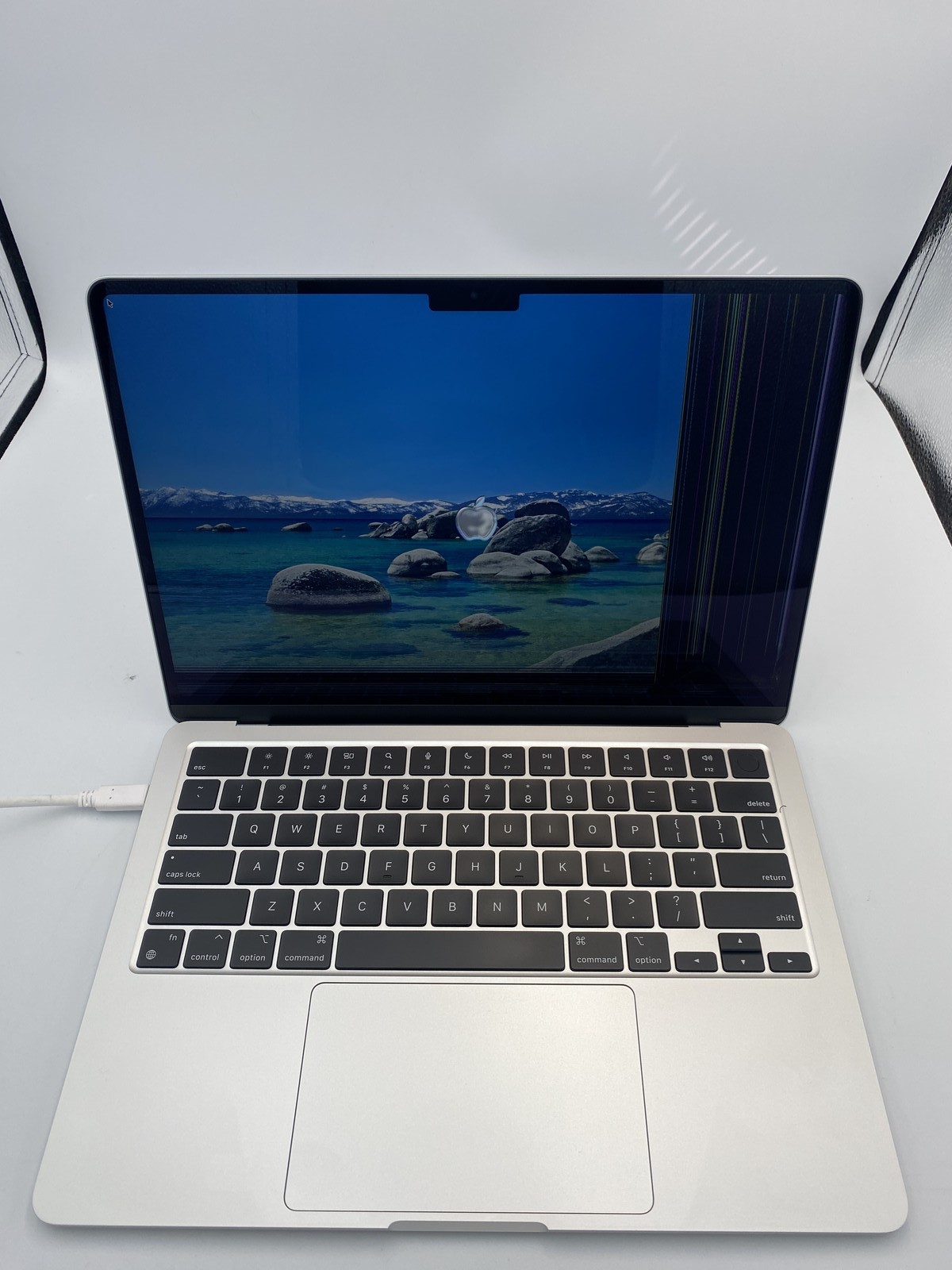 Apple MacBook Air (13-Inch) [M2] (2022) M2 8GB RAM 256GB SSD