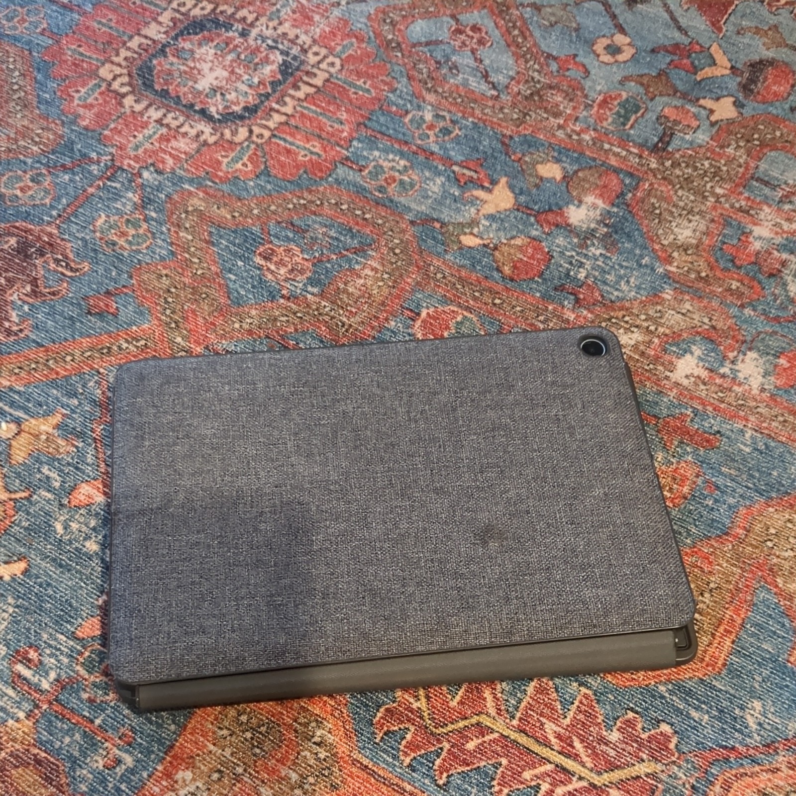 Lenovo Chromebook Duet 10.1″ (128GB) 2-in-1 Tablet Laptop – Ice Blue/Iron Gray