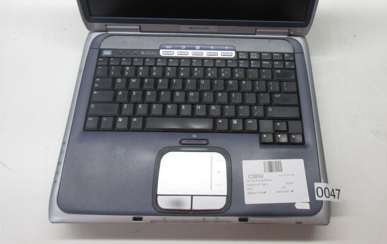 HP Pavilion ZE4910US Laptop Intel Celeron M512MB No HDD/Battery/Screen Dim