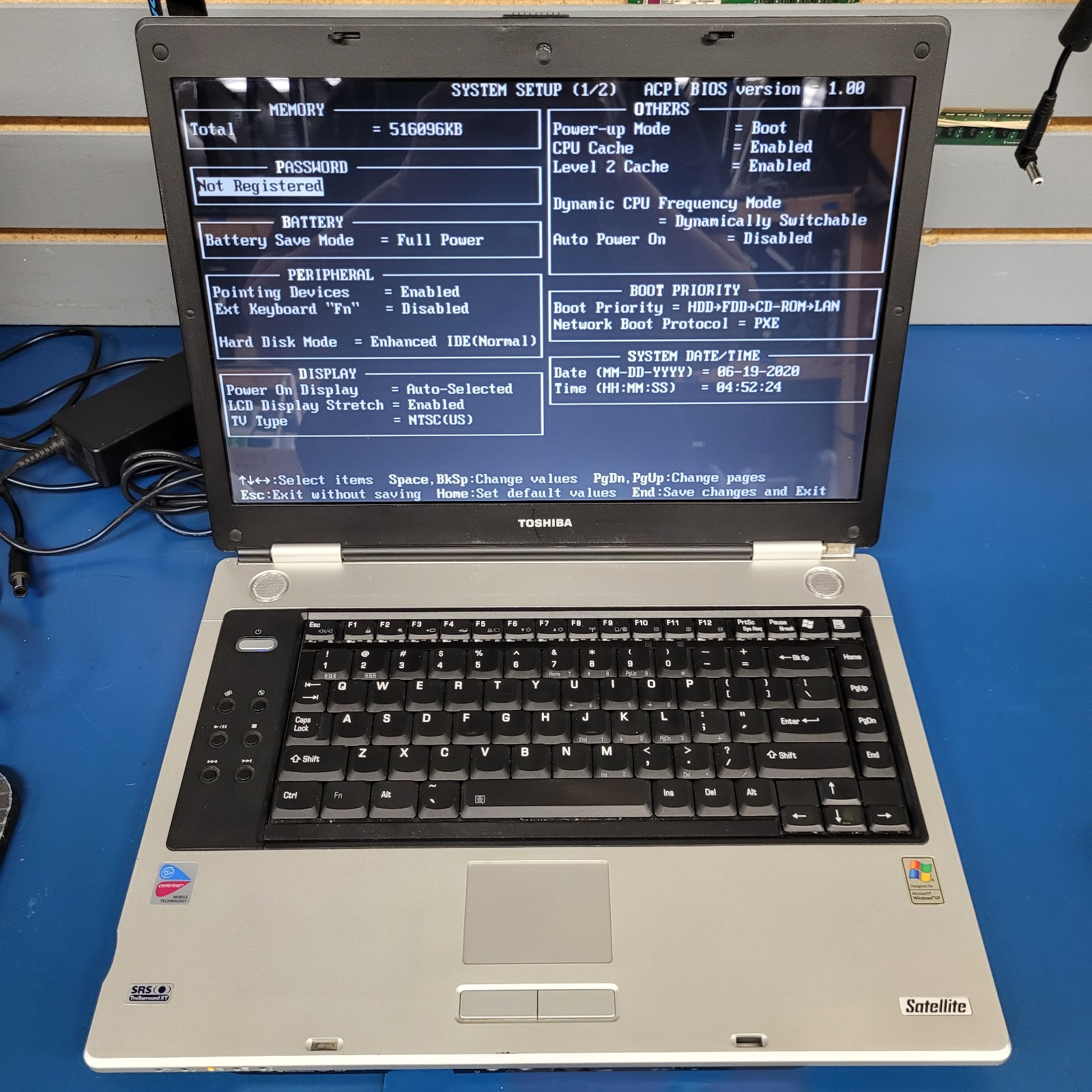 Toshiba Satellite M45-S269 15.4″ Intel Pentium M @1.73 GHz 512 MB RAM NO HDD