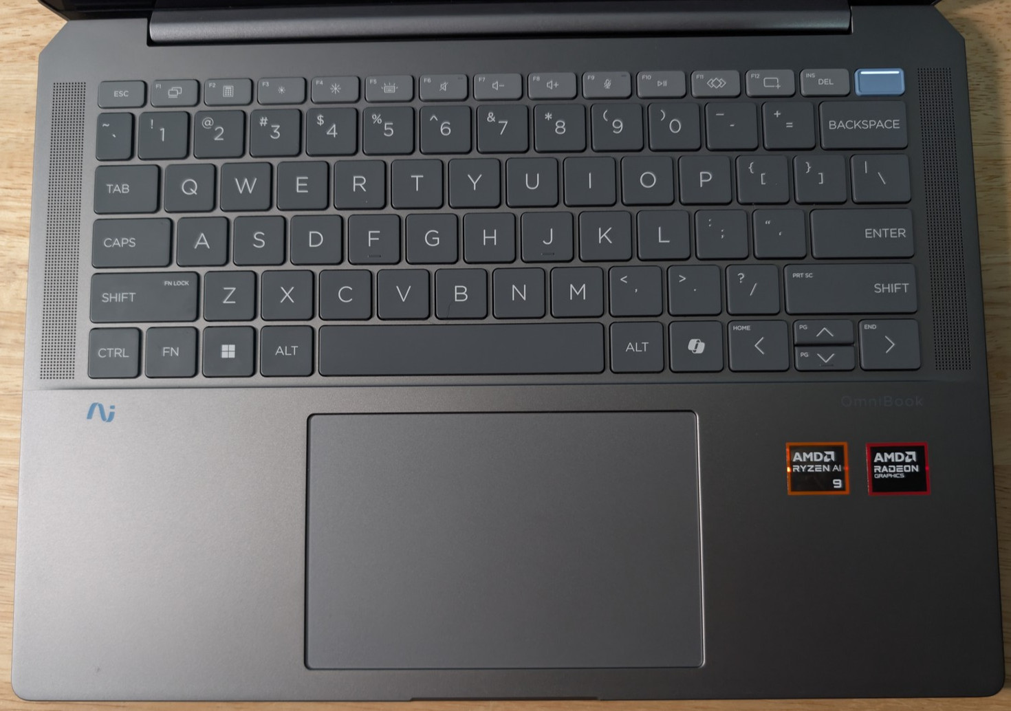 HP OmniBook Ultra 14″ 2.2K Touch (AMD Ryzen AI 9 365, 32GB RAM, 1TB SSD) Laptop