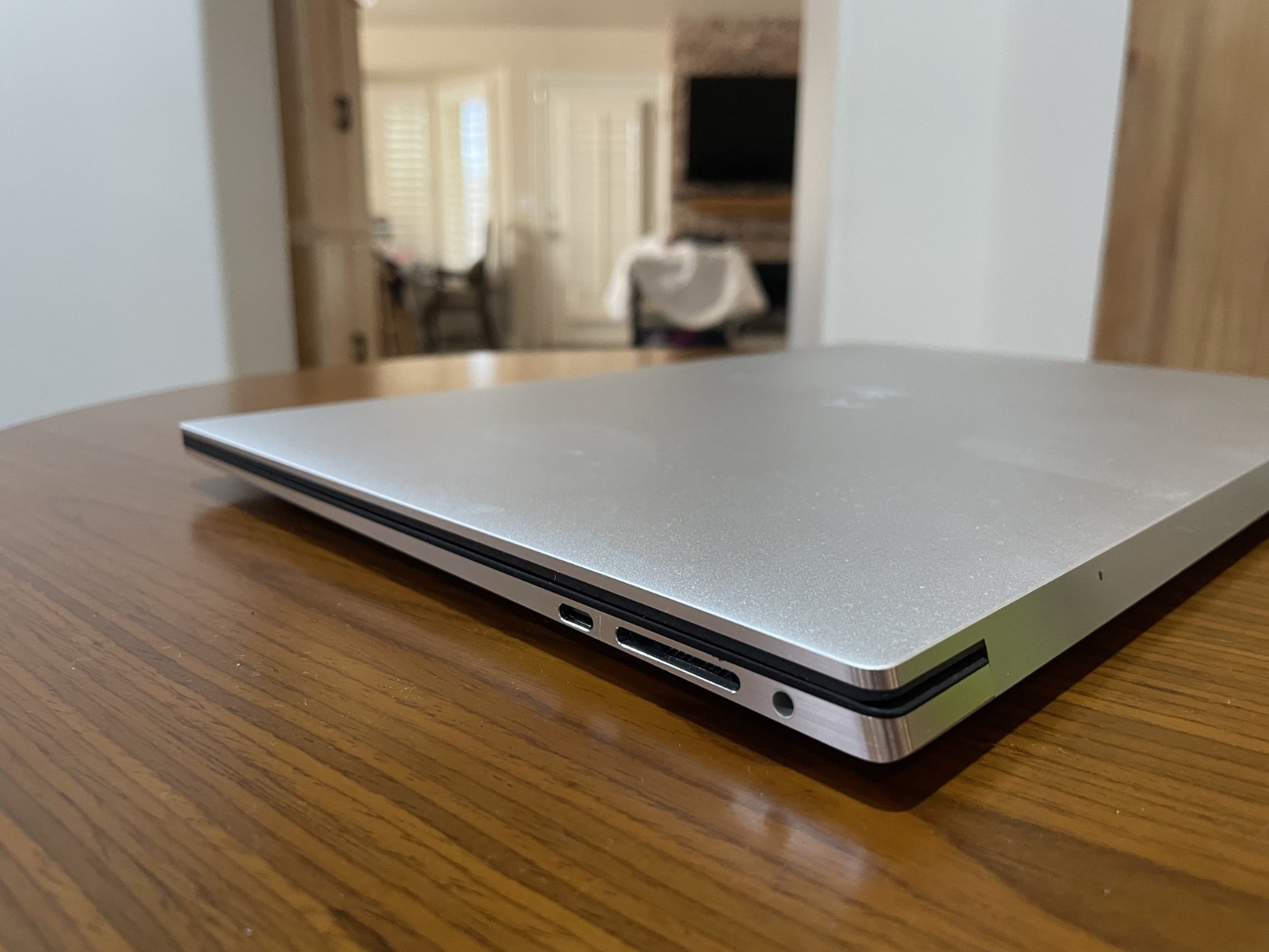 Dell XPS 15 9530 3.5K OLED Touch i7-13700H 32GB 1TB SSD RTX 4050 – 100% Battery