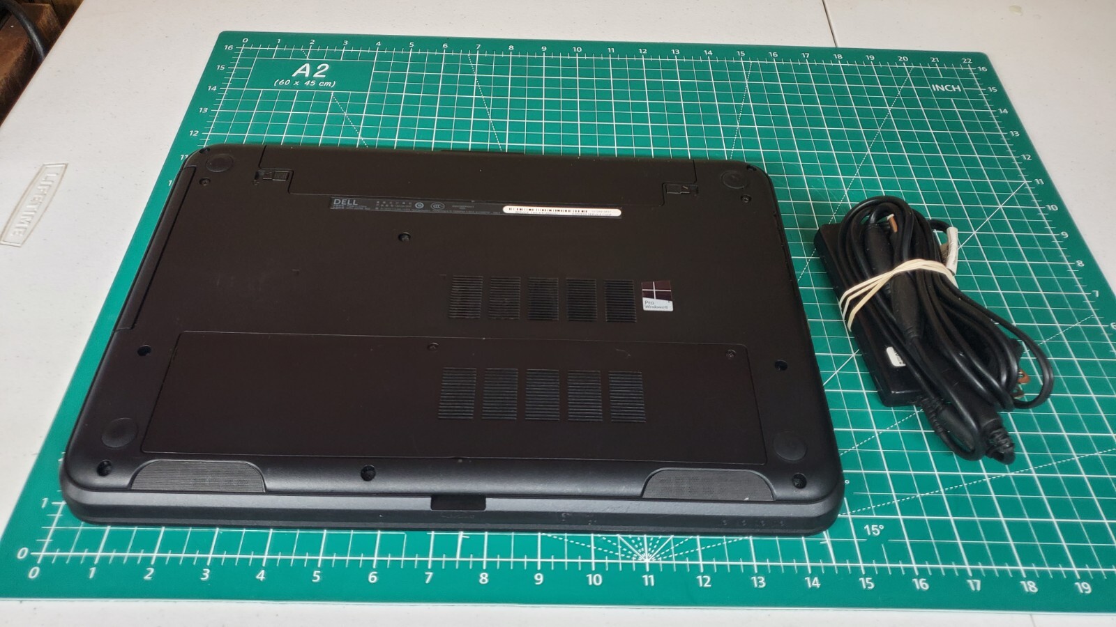DELL LATITUDE 3540, 15.6” DISP, CORE i3-4010U, 8GB RAM, 128GB SSD, WINDOWS 10.