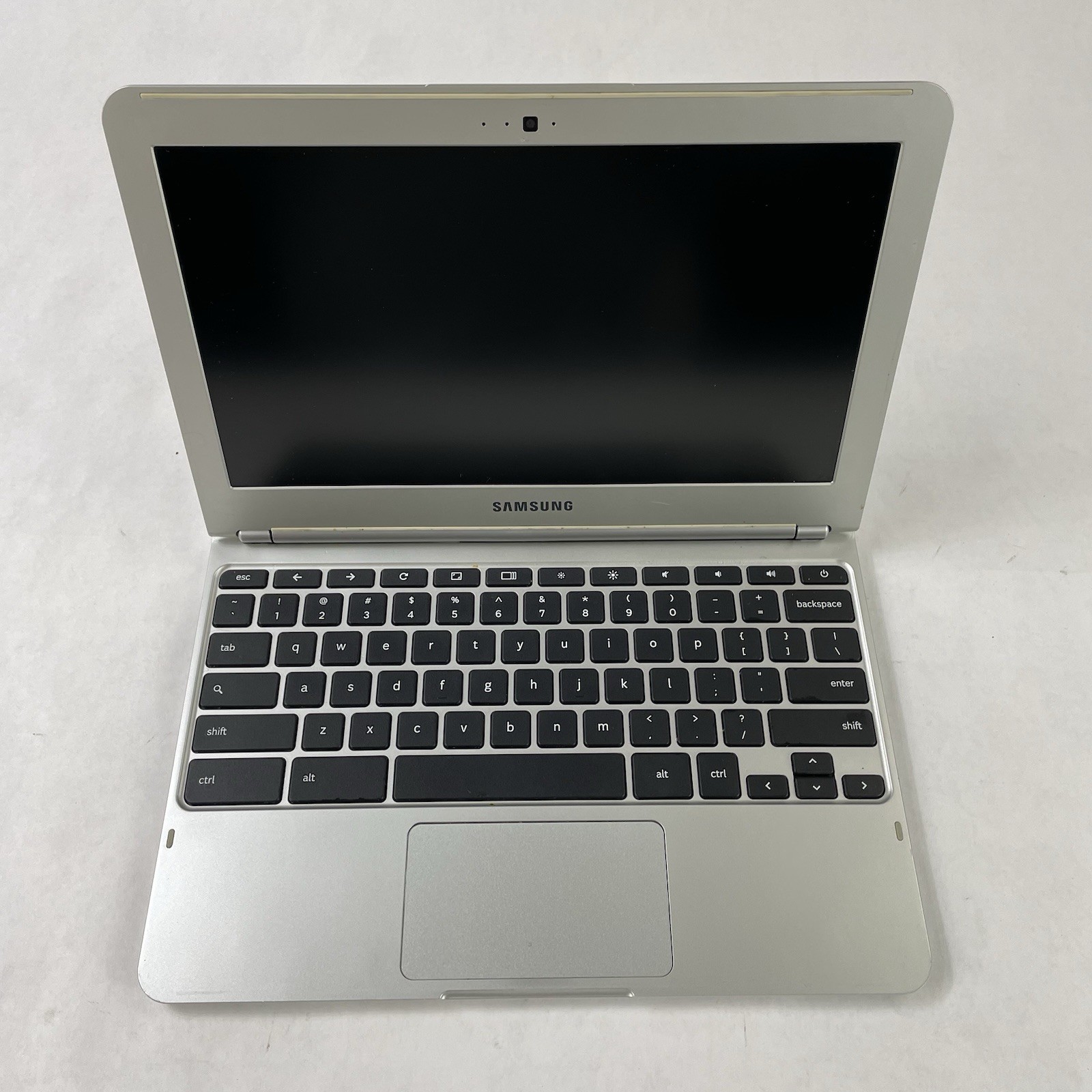 Samsung XE303 C12 11.6″ ARM V7 2 GB RAM 16 GB Storage – Lot of 13