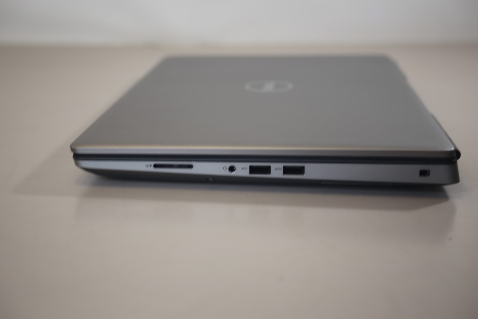 Dell Precision 7560 15.6″ Core i9-11950H 32GB 256GB Nvidia RTX A3000 Win 11P
