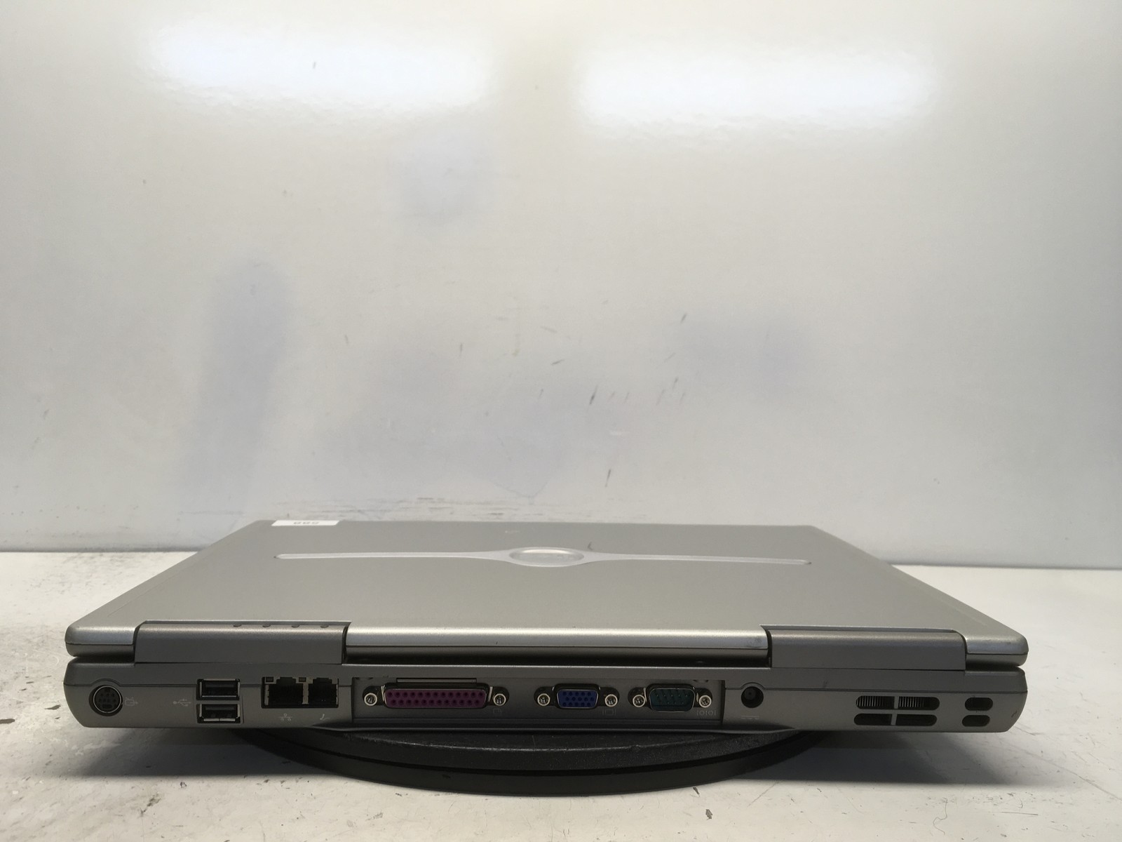 Dell Inspiron 8500 Intel Pentium 4 2.4GHz 2 GB NO HDD No Batt