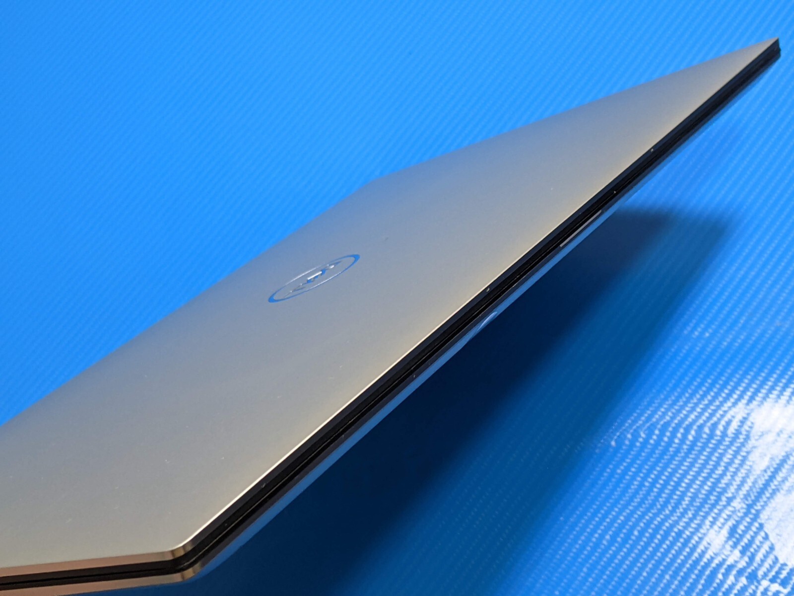 Dell XPS 15 9510 15.6″FHD+ i7-11800H 2.3GHz 16GB 512GB SSD RTX 3050 W11P +CHRGER