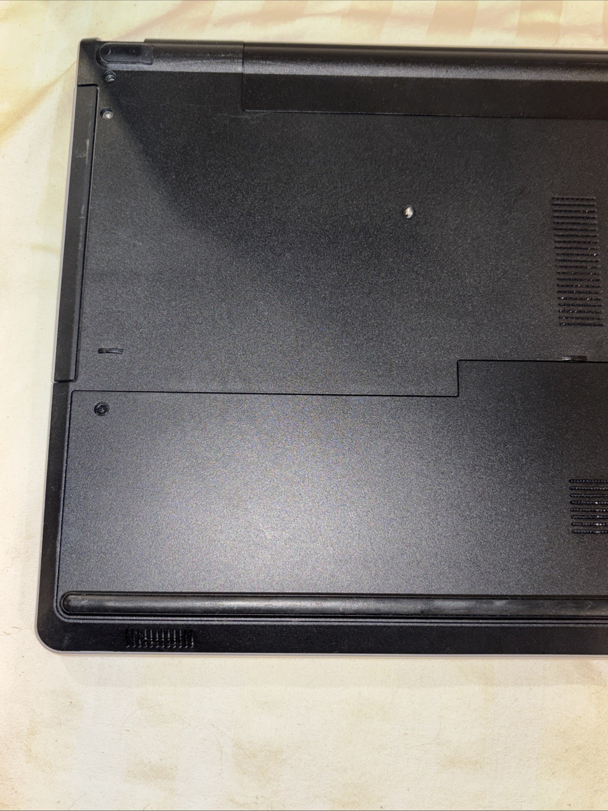Dell Inspiron 15 i5558 15.6″ Notebook – i5-4210U 1.70 GHz, 4 GB, 500 GB, Win 10