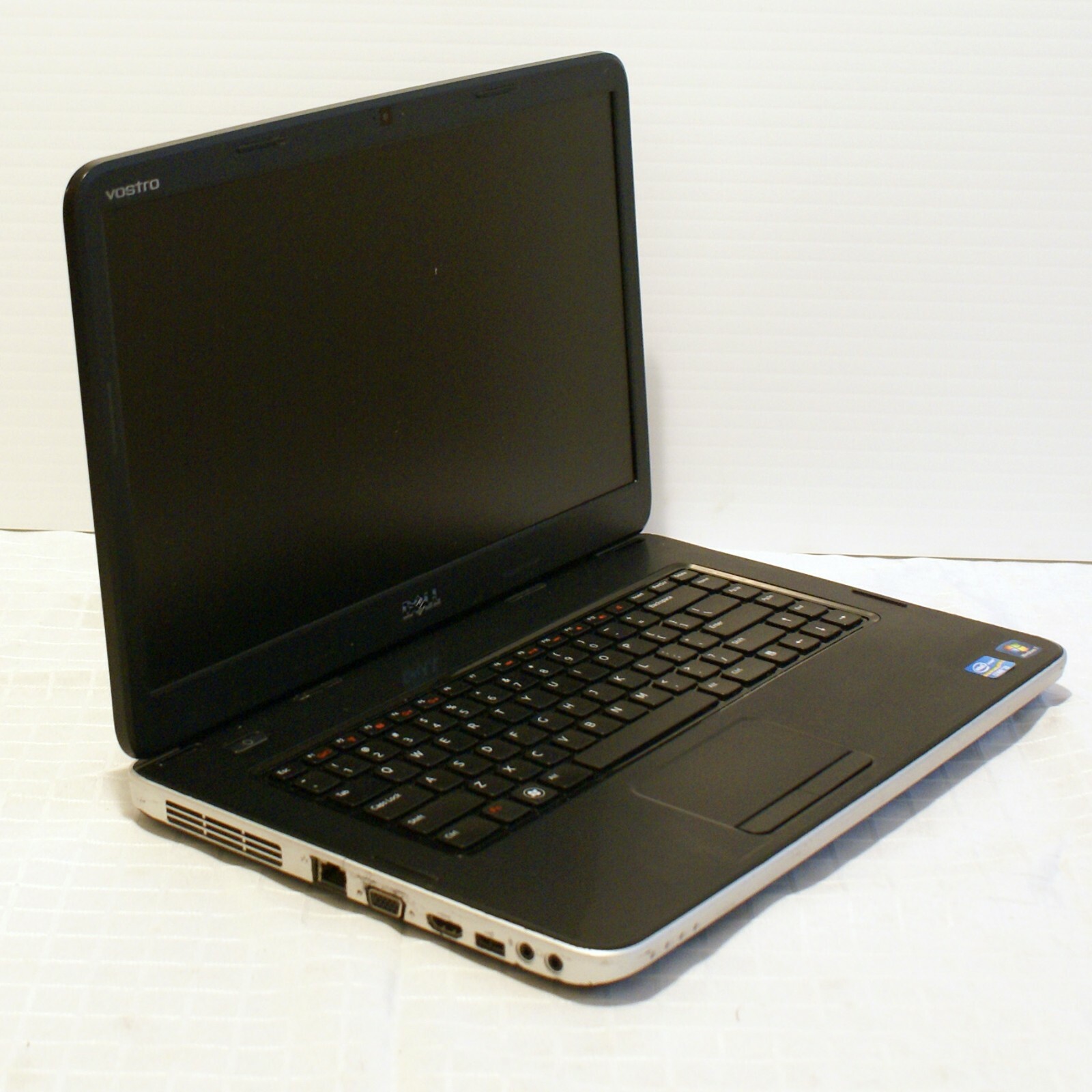 Dell Vostro 2520 – Intel i3-2328m 2.2Ghz 4GB 250GB Windows 10 Home Ac Adapter