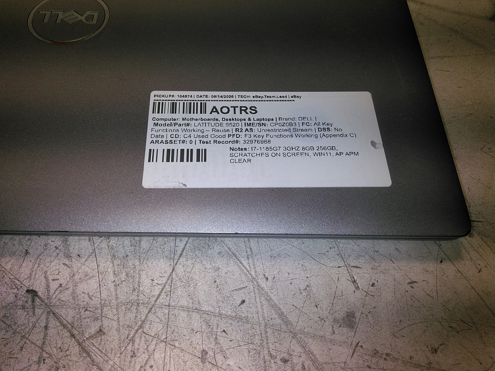 Scratched LCD Dell Latitude 5520 Laptop Intel i7-1185G7 3GHz 8GB 256GB SSD