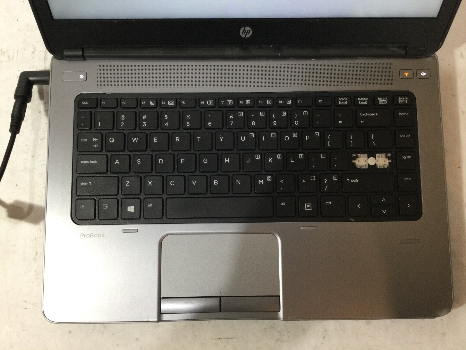 HP PROBOOK 640 G1 – BOOTS TO BIOS – INTEL I5 4300M – NO RAM – READ DESCRIP – BB