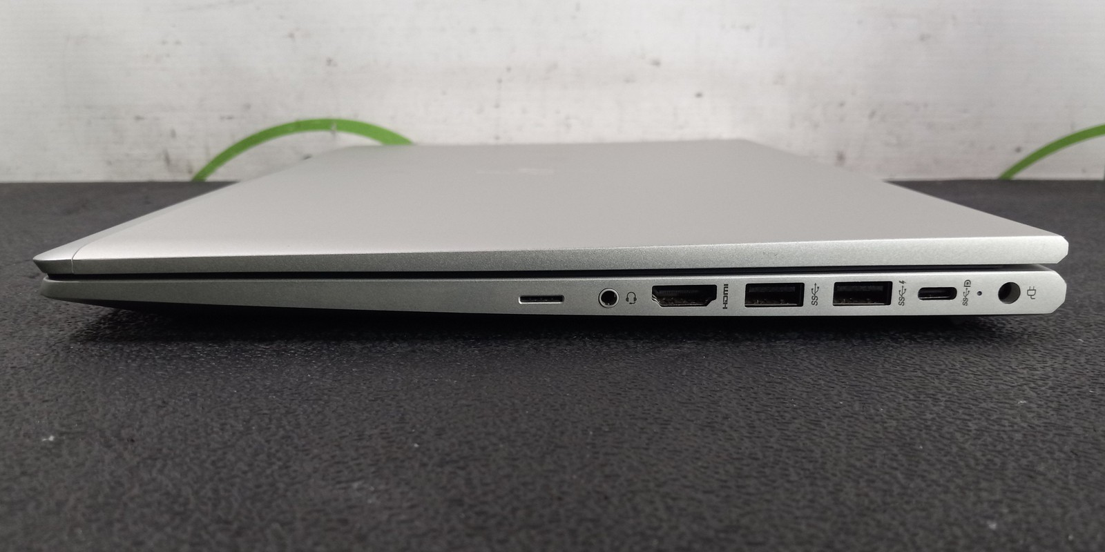 HP EliteBook 655 G10 15.6″ Ryzen 7 7730U 1TB 32GB Touch Laptop w Adapter Win11