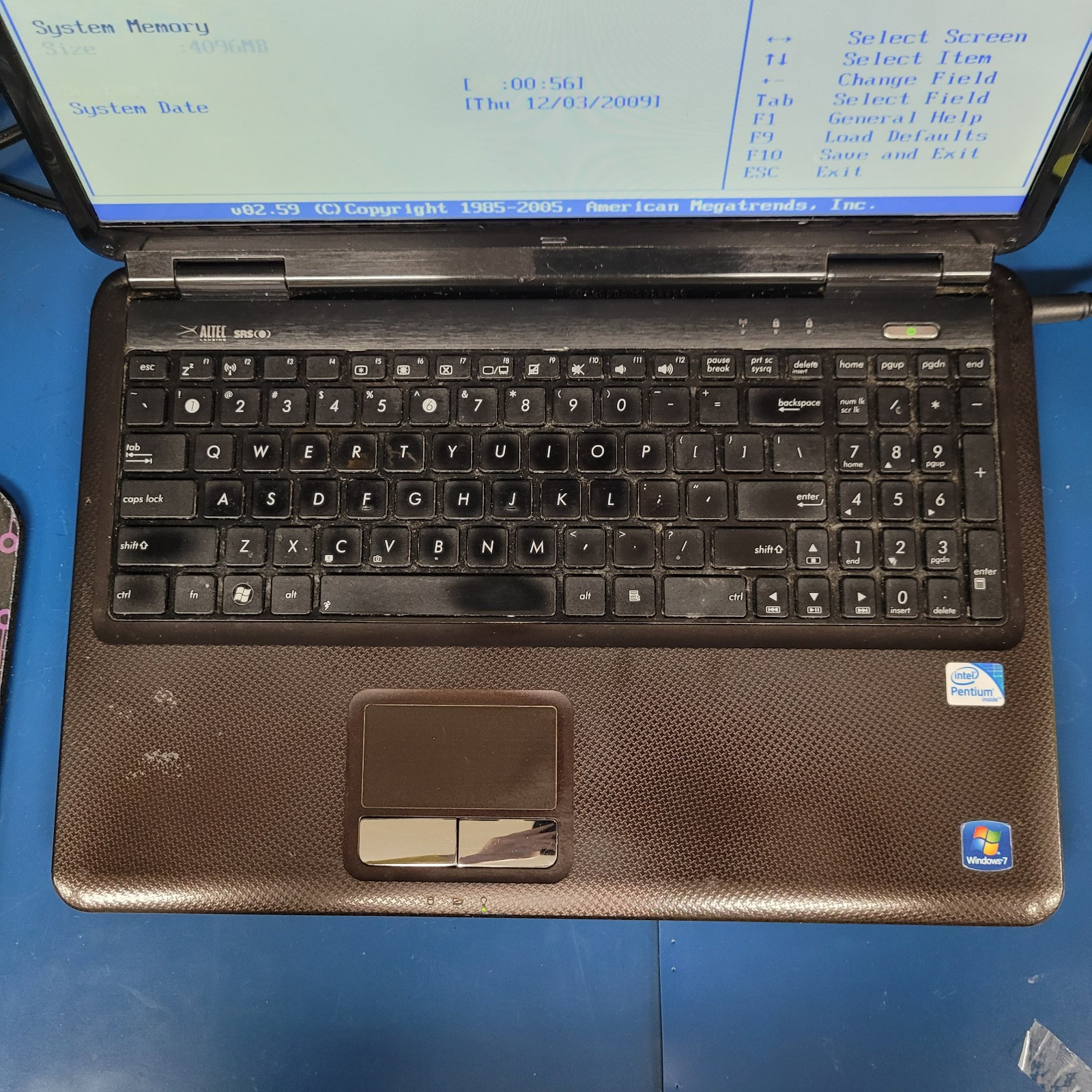 ASUS K601 Intel Core Duo T4400 @2.20 @GHz 4 GB RAM – NO HDD –