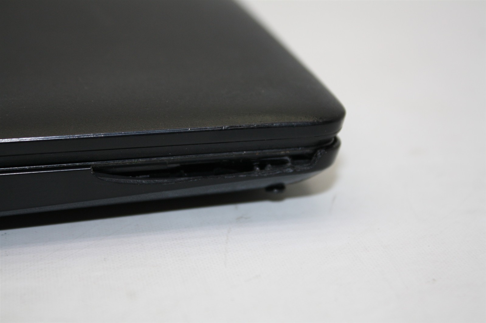 15.6″Dell Latitude 3500 Laptop i5-8265U 1.60GHz RAM 8GB HDD 500GB/Charger inc