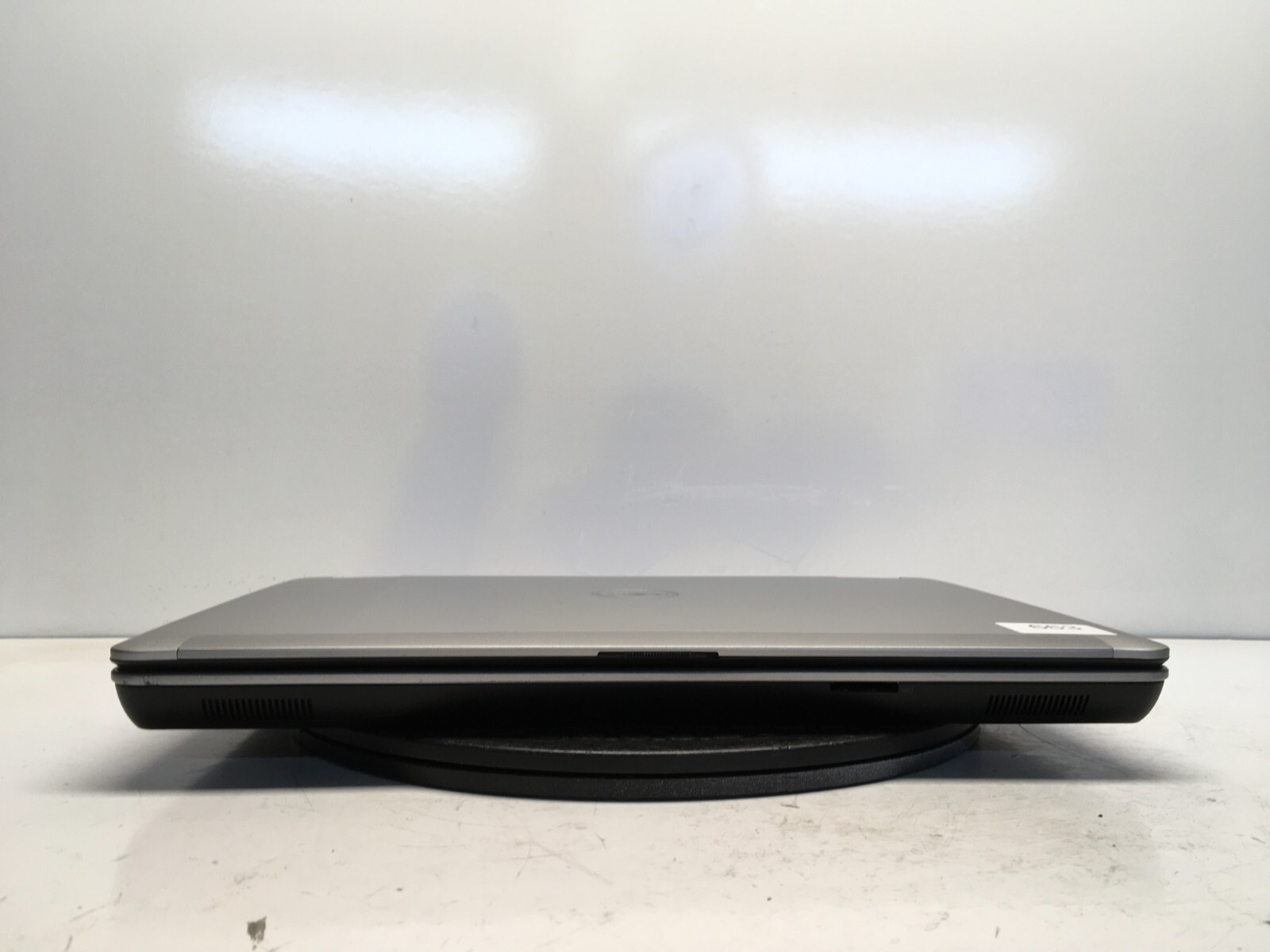 Dell Precision M2800 Intel i7-4710MQ 2.5GHz 16 GB NO HDD – Bad CD Drive