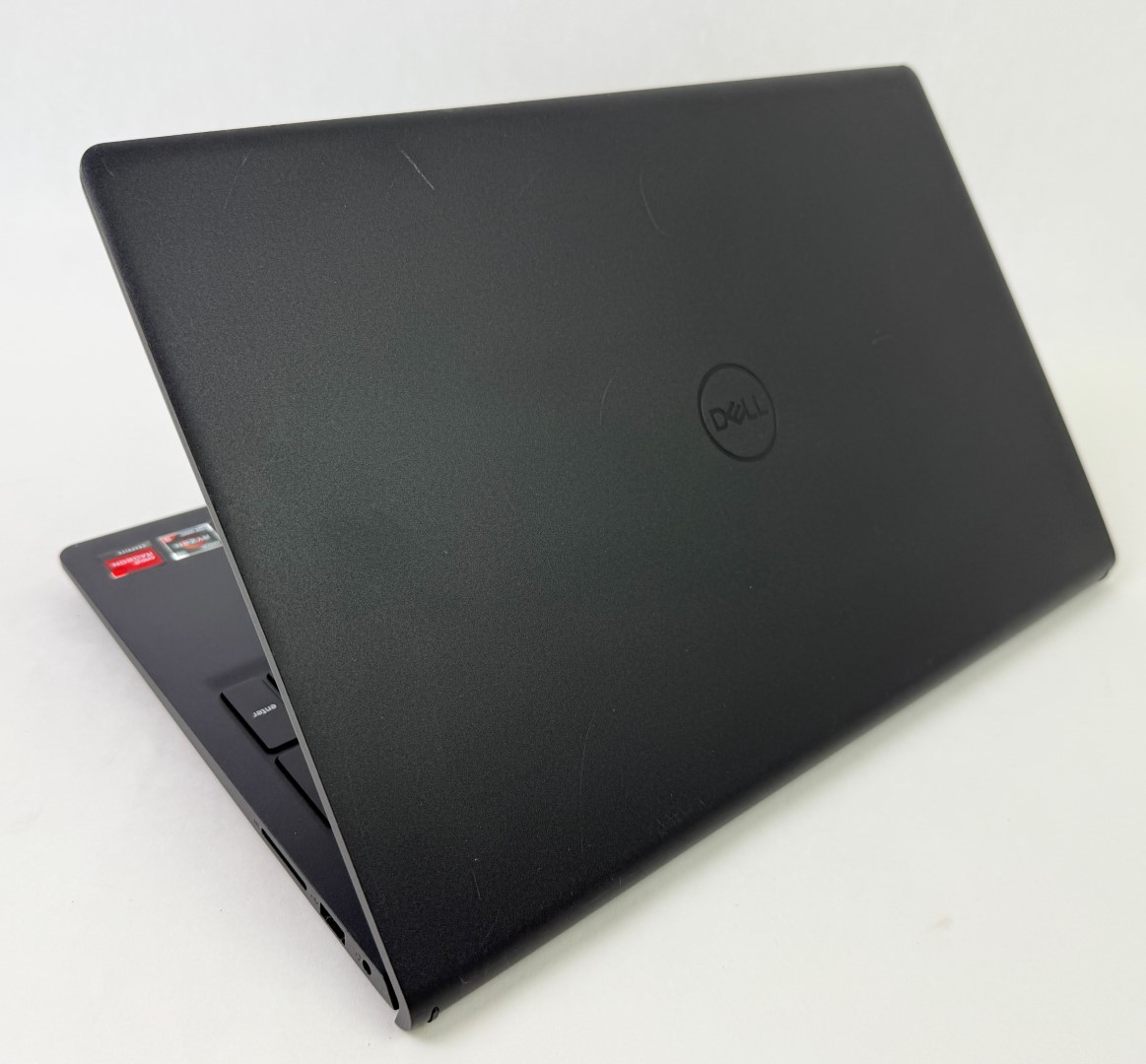 Dell Inspiron 15 3535 15.6″ FHD Touch Ryzen 5 7530U 8GB 1TB SSD W11 Laptop