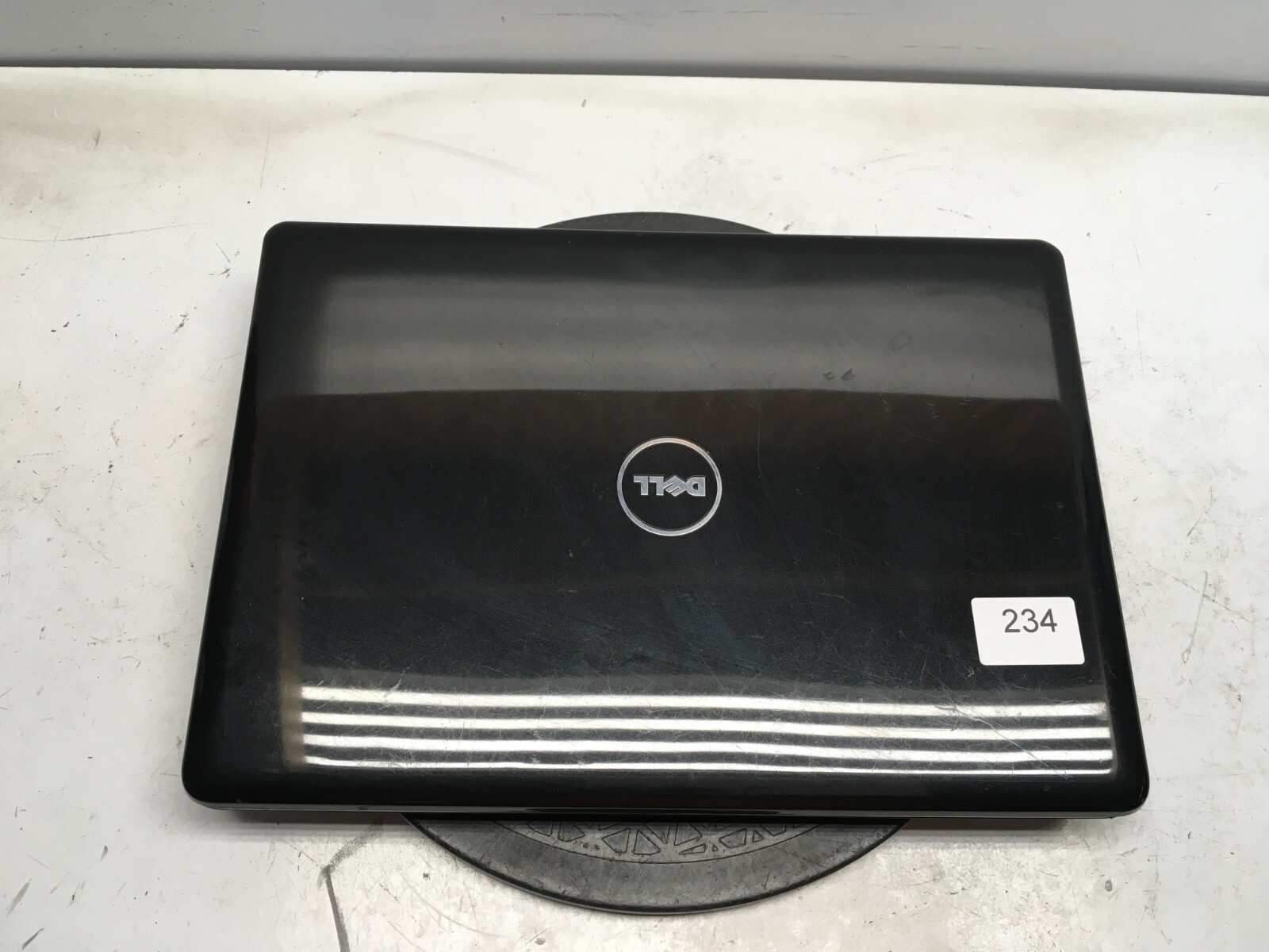 Dell Inspiron 1440 Intel Pentium Dual-Core T4400 2.2GHz 4 GB NO HDD No Batt