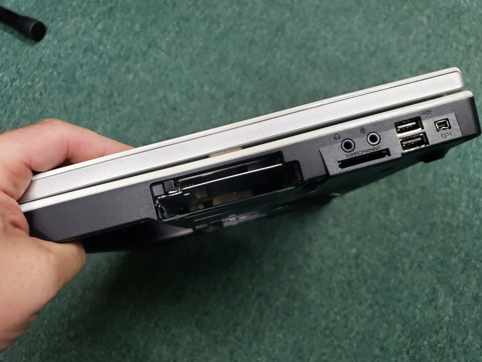 Dell Inspiron 1525 PP29L and PP20L laptops for parts or gold recovery