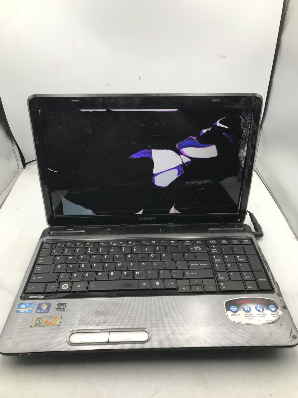 TOSHIBA SATELLITE L755 S5306 – FOR PARTS – INTEL I3 2330M – 4GB RAM – READ – BB!