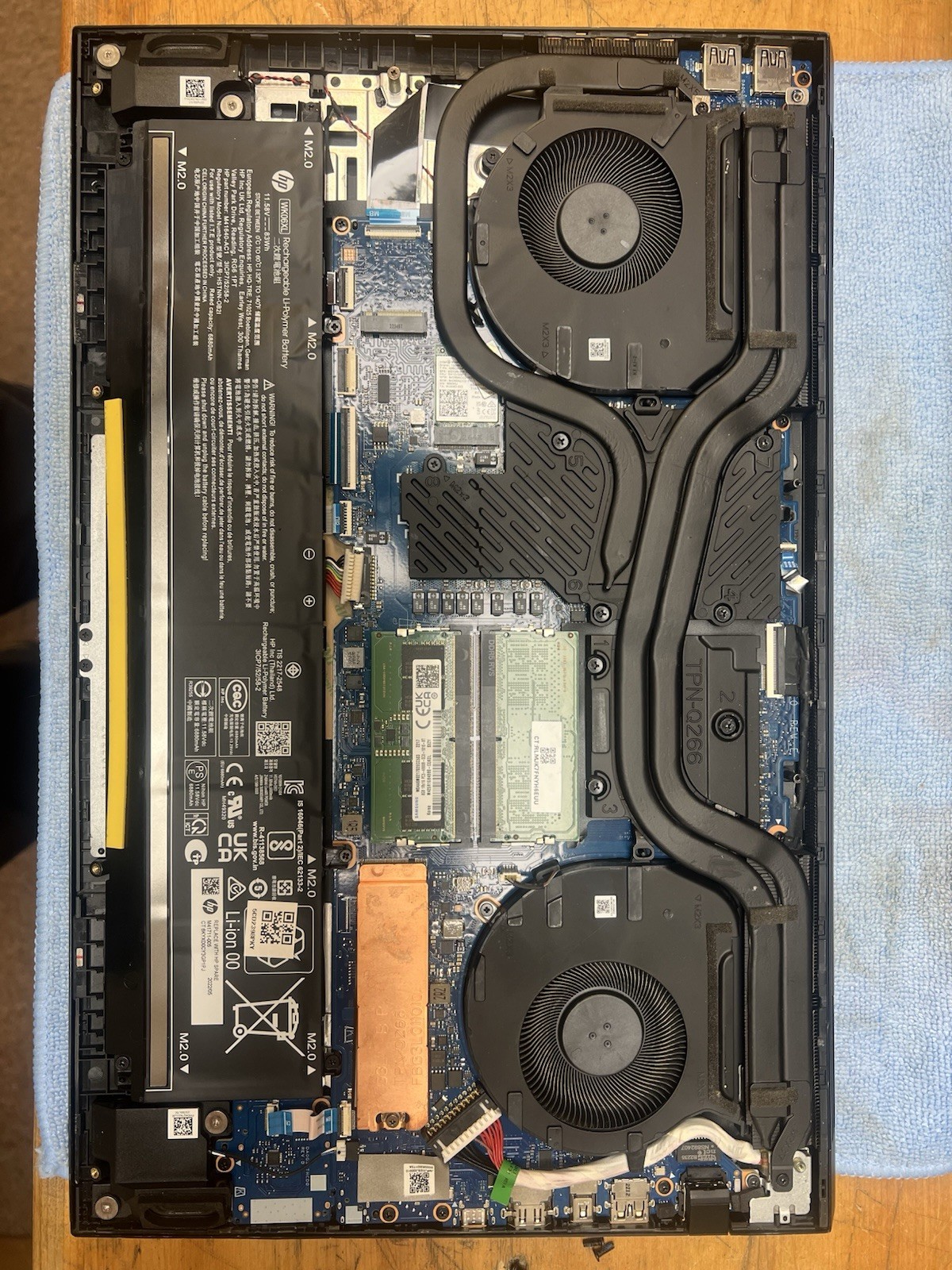 HP OMEN 17 ( Intel Core i7-12700H 16GB RAM NVIDIA GeForce RTX 3060)