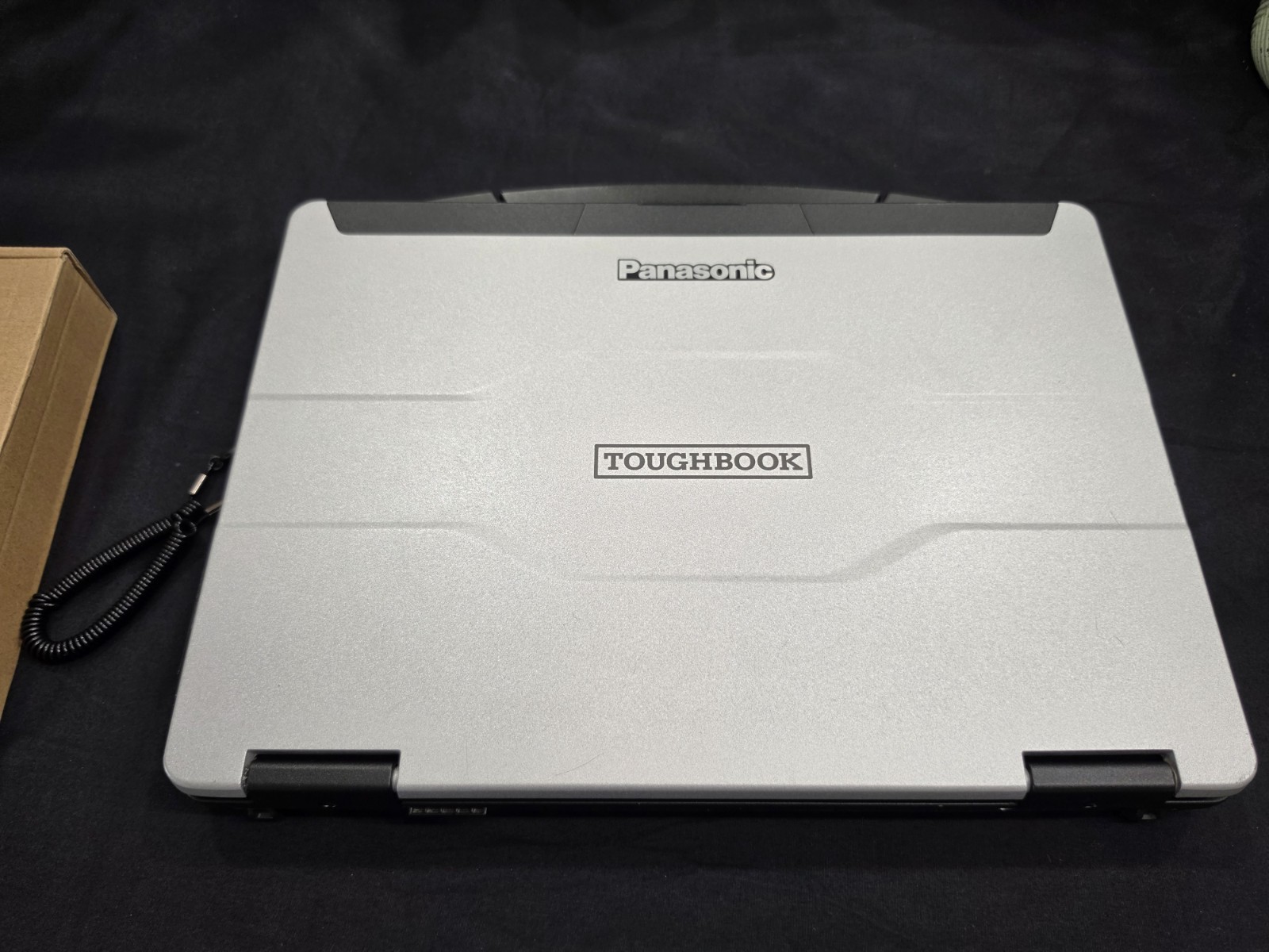 Panasonic FZ-55 Toughbook 14″ i7 32GB 1TB NVMe Radeon WX 4150 4G LTE Win 11