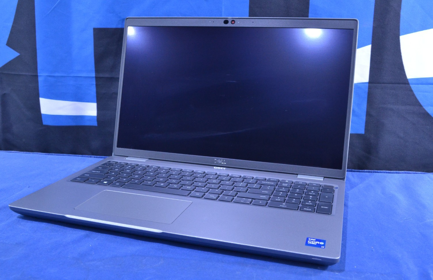 Dell Precision 3561 NVIDA T600 i7-11850H/ 16GB/ 512GB/ Win 11 (J060906)