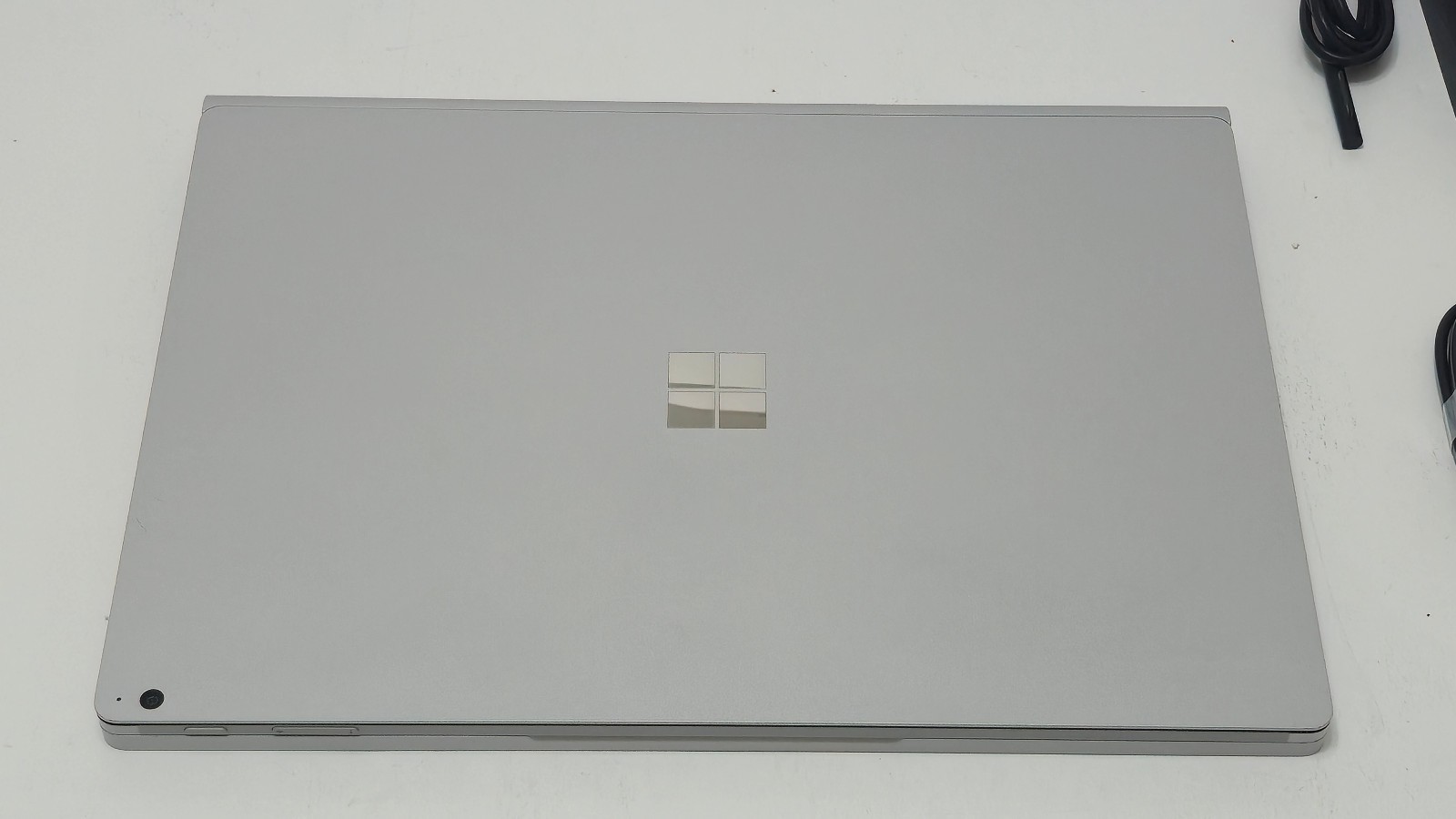 Surface Book 3 15″ (1899) i7-1065G7 32GB RAM 1TB SSD GTX 1660 GPU 6GB GDDR6