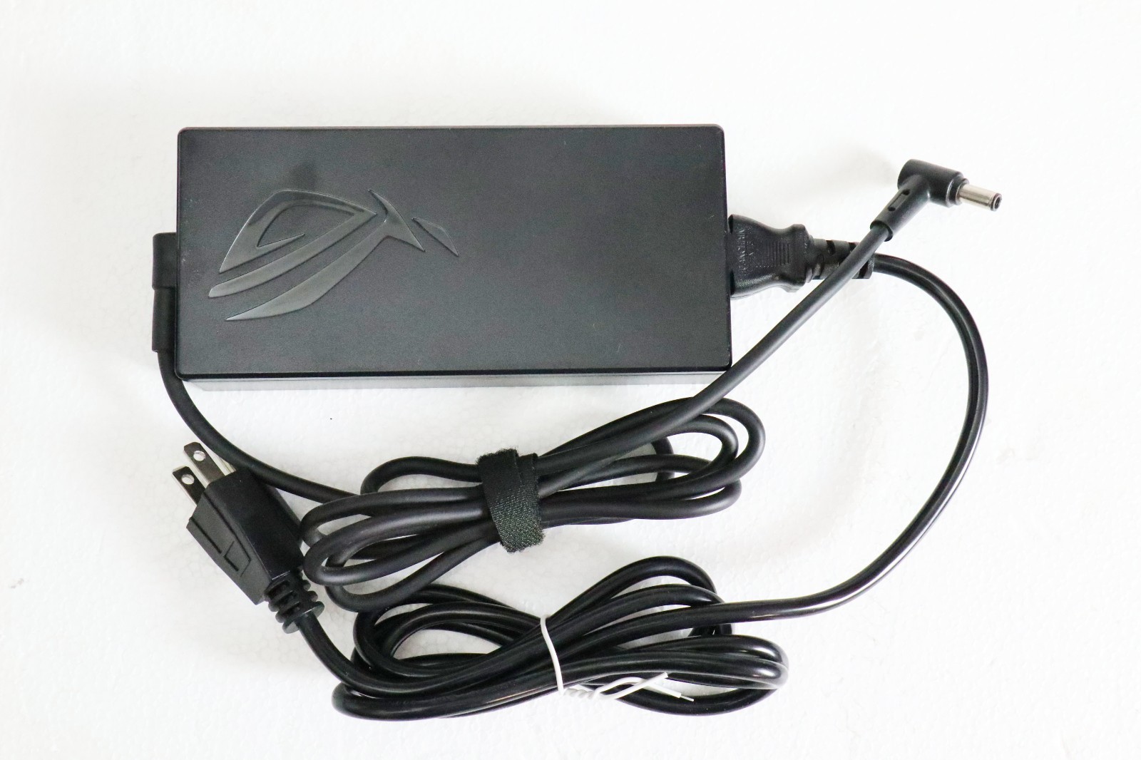 ASUS ROG Zephyrus M16 i9-11900H RTX 3060 24GB RAM 1TB SSD 16″ W11