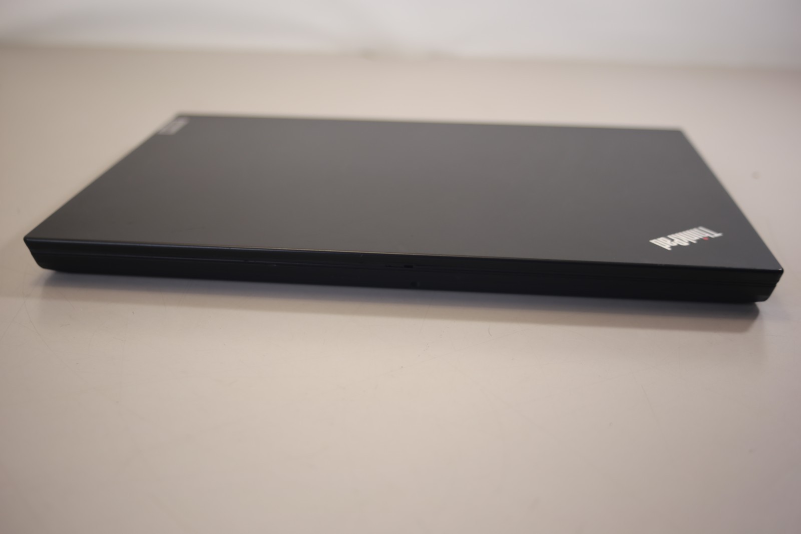 Lenovo ThinkPad P15v Gen 3 15.6″ Core i7-12800H 2.4Ghz 16GB RAM 256GB SSD A2000